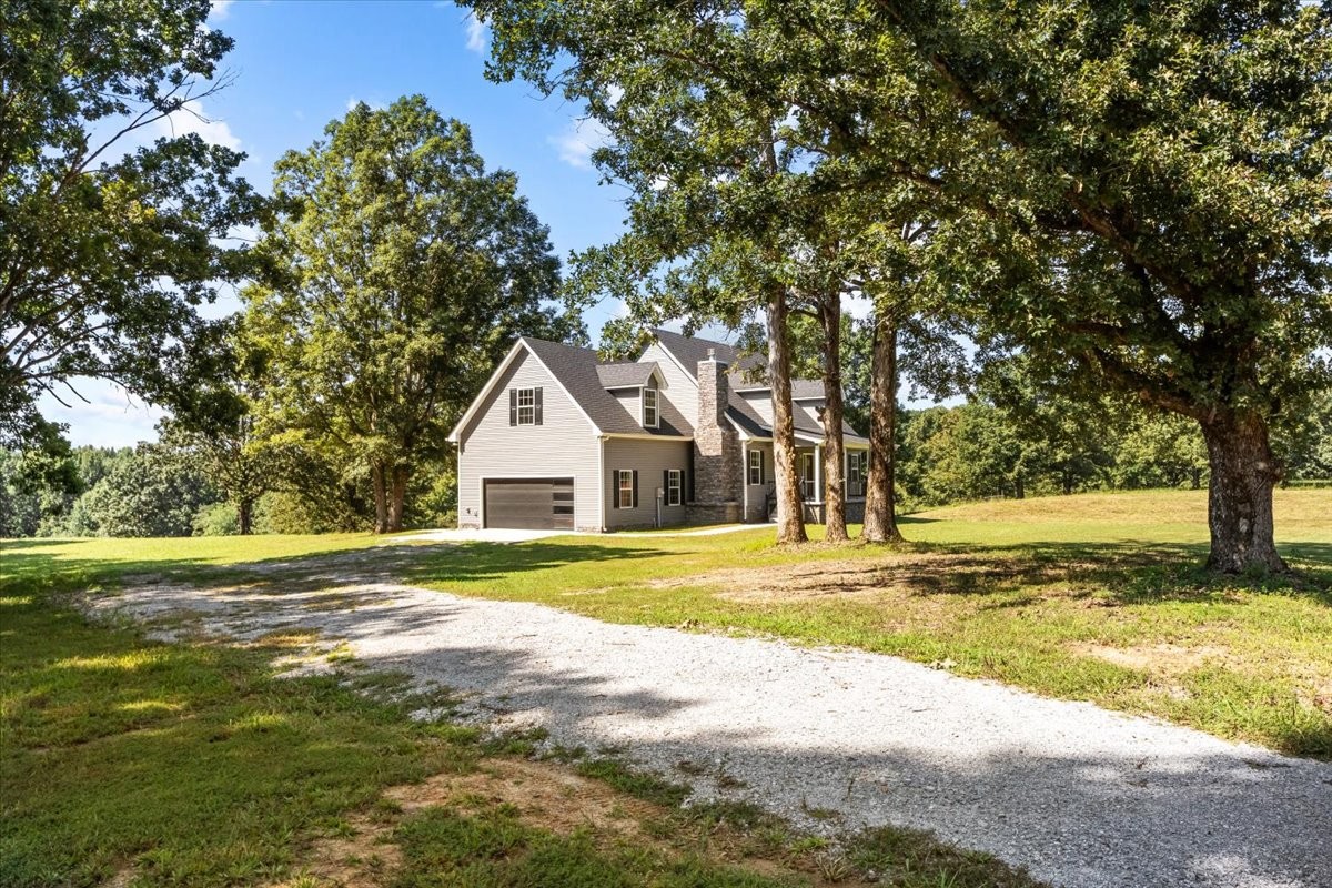 718 Darrell Rye Rd Property Photo 1