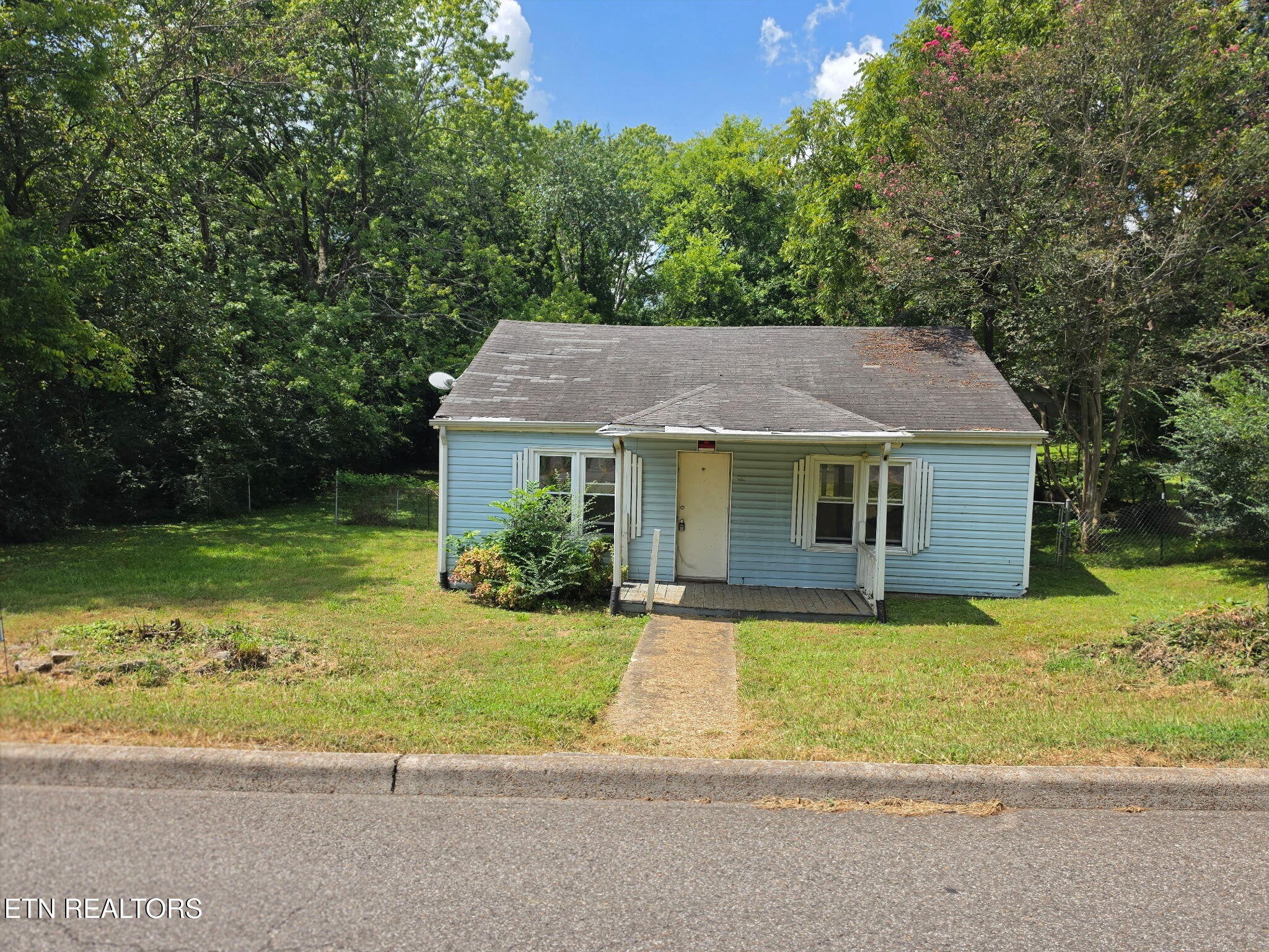 1602 N Jackson St Property Photo 1