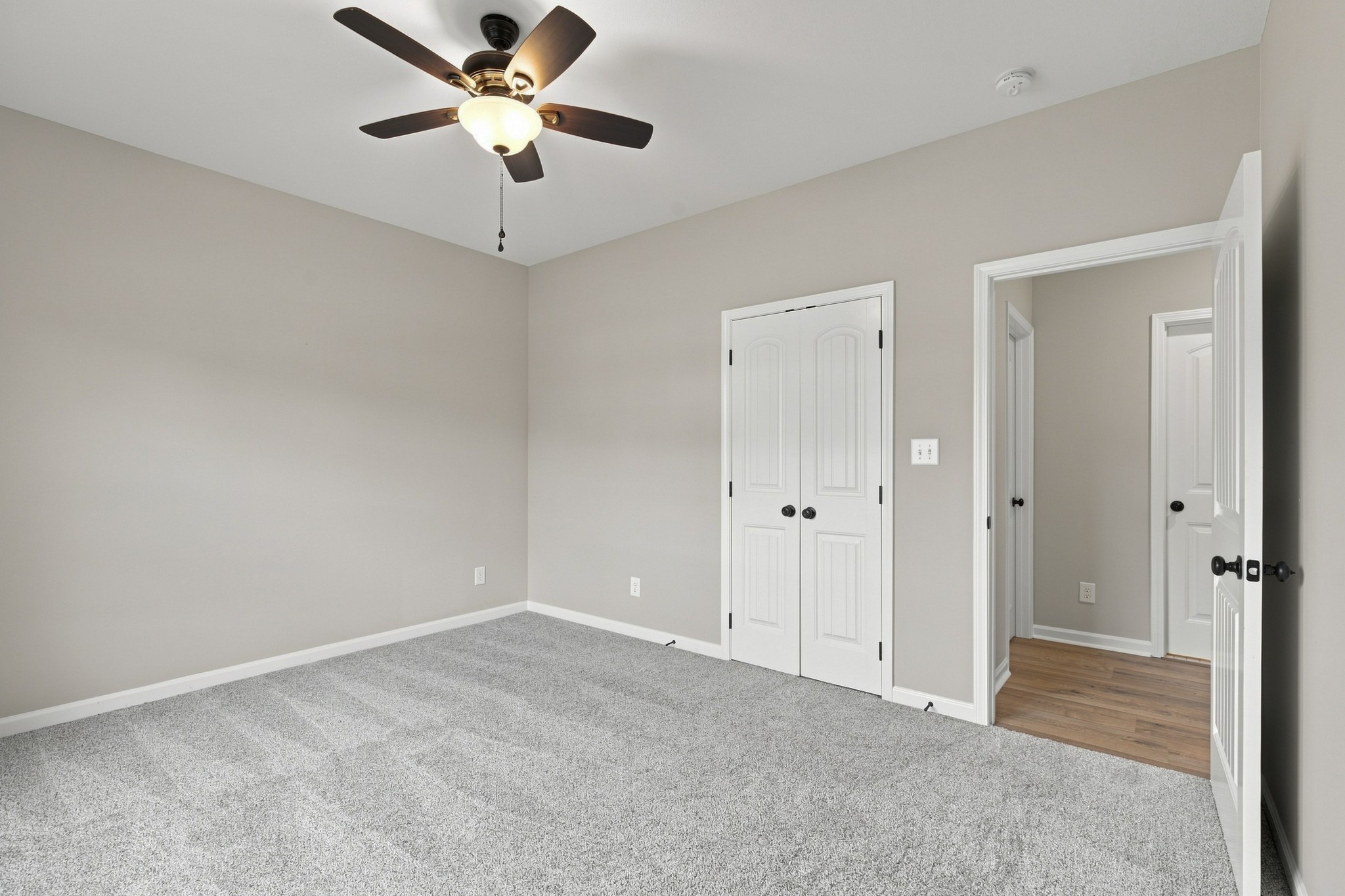 1589 Kestrel Dr Property Photo 15