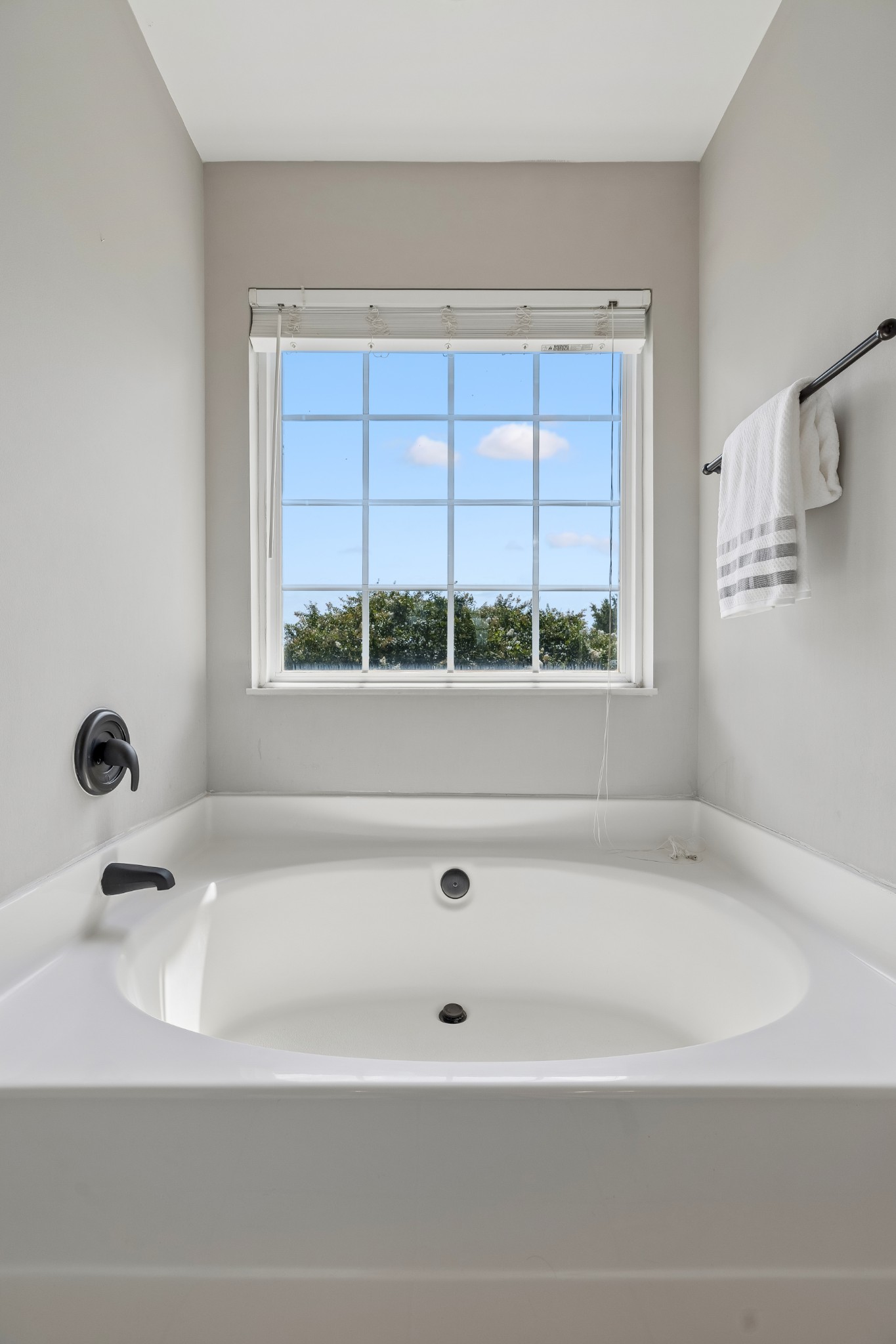 1200 Wexford Downs Ln Property Photo 27