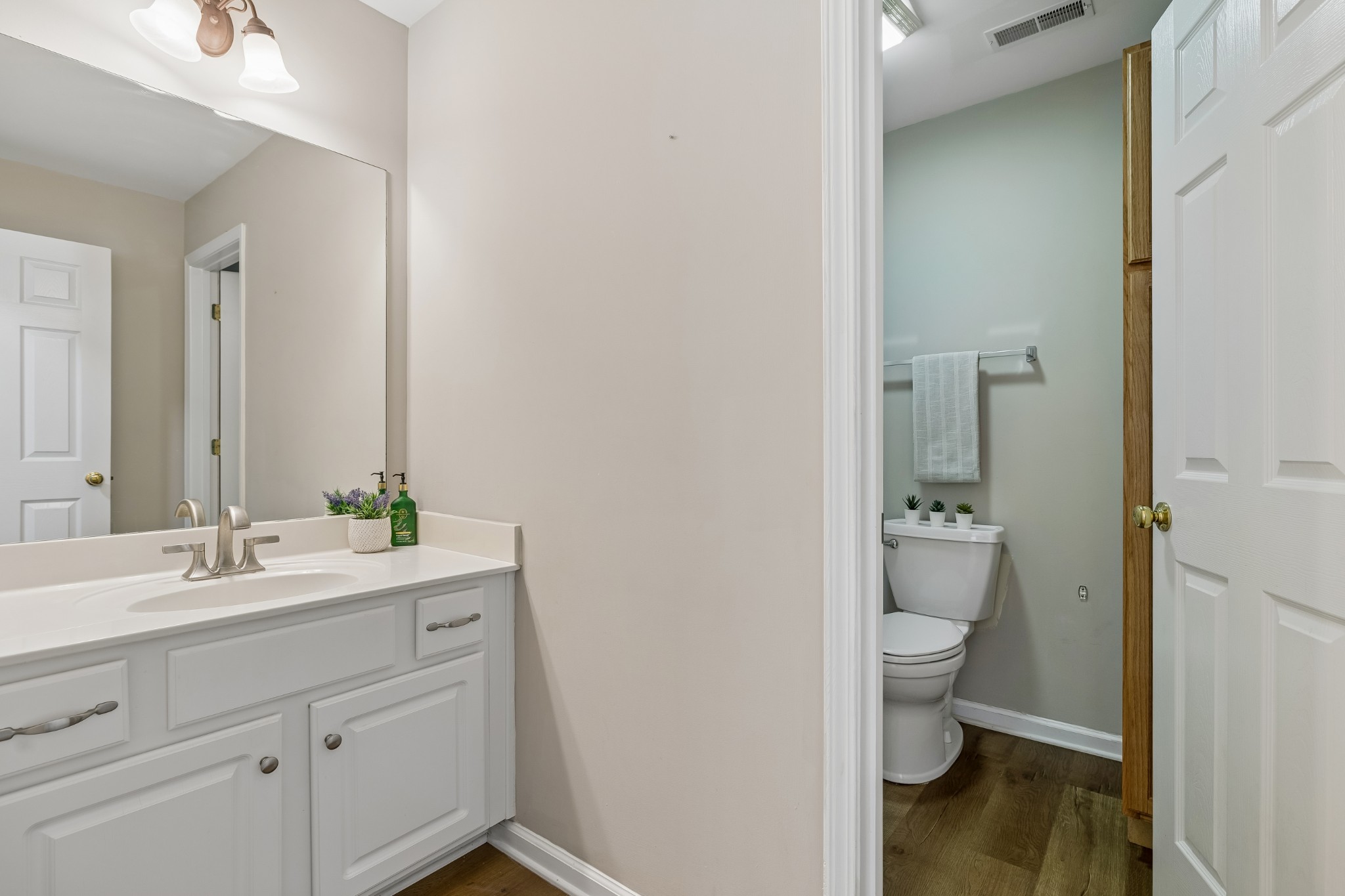 1200 Wexford Downs Ln Property Photo 42