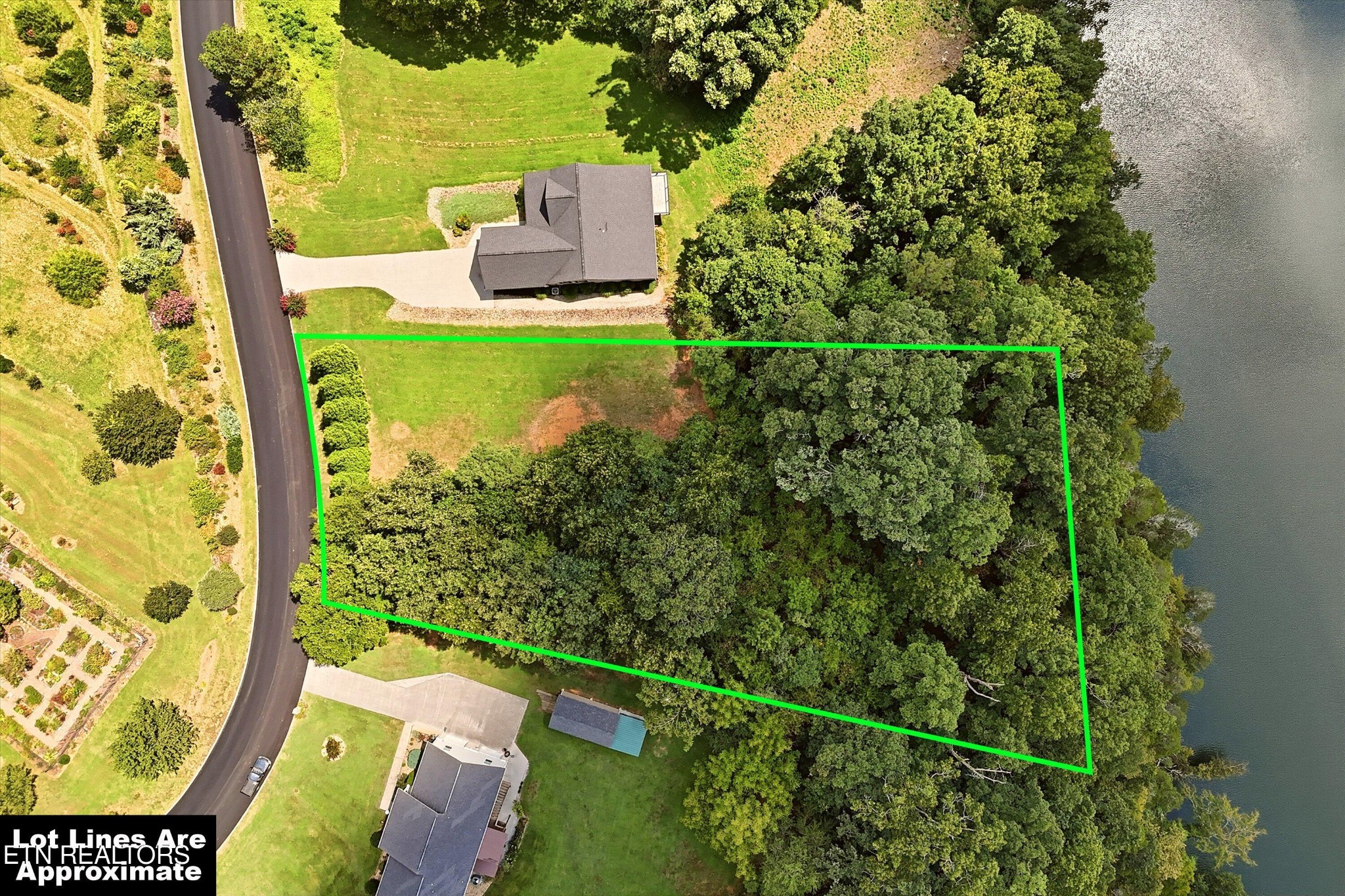 5 Rock House Rd Property Photo 1