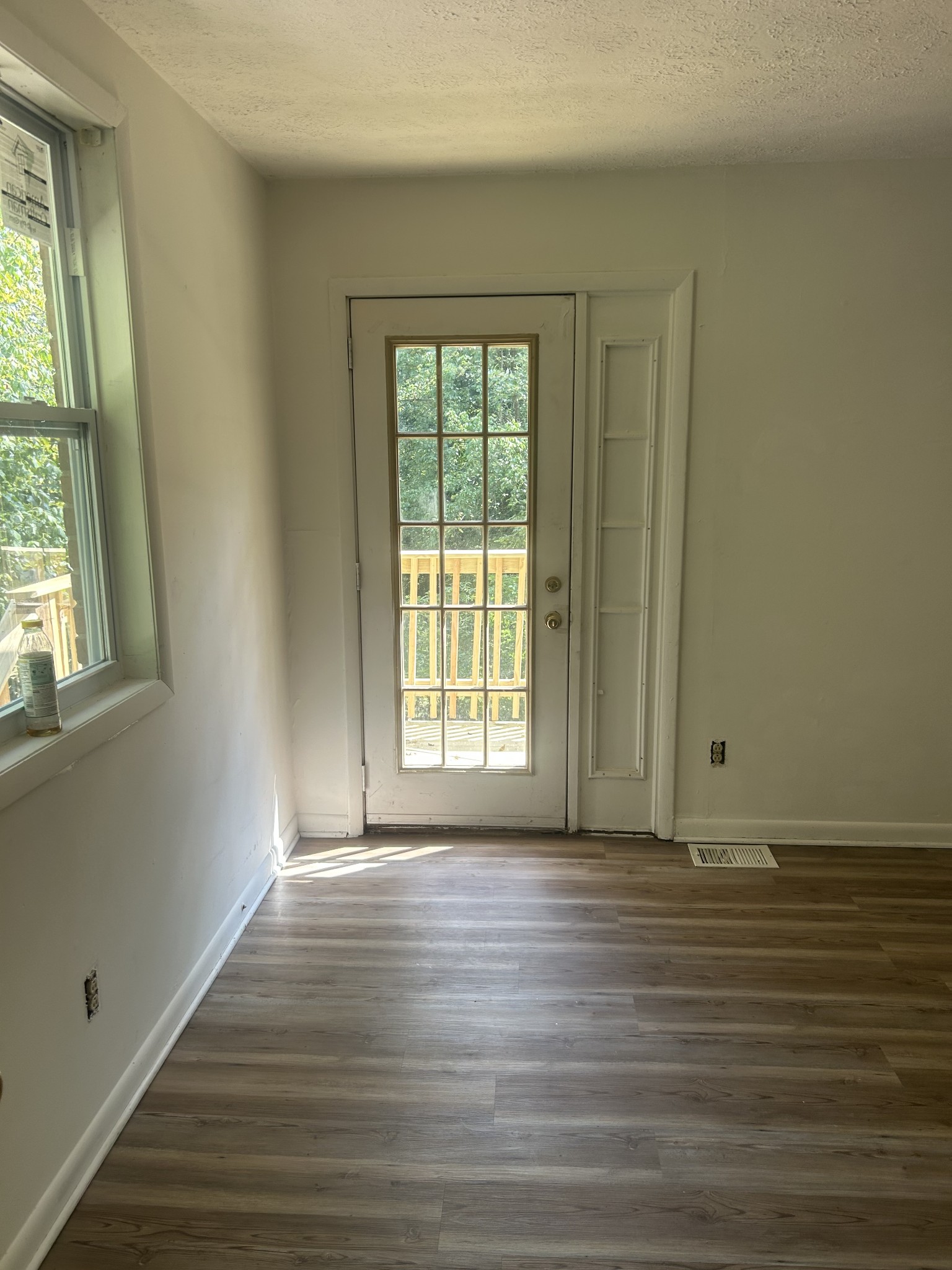 305 Norway Ct Property Photo 15
