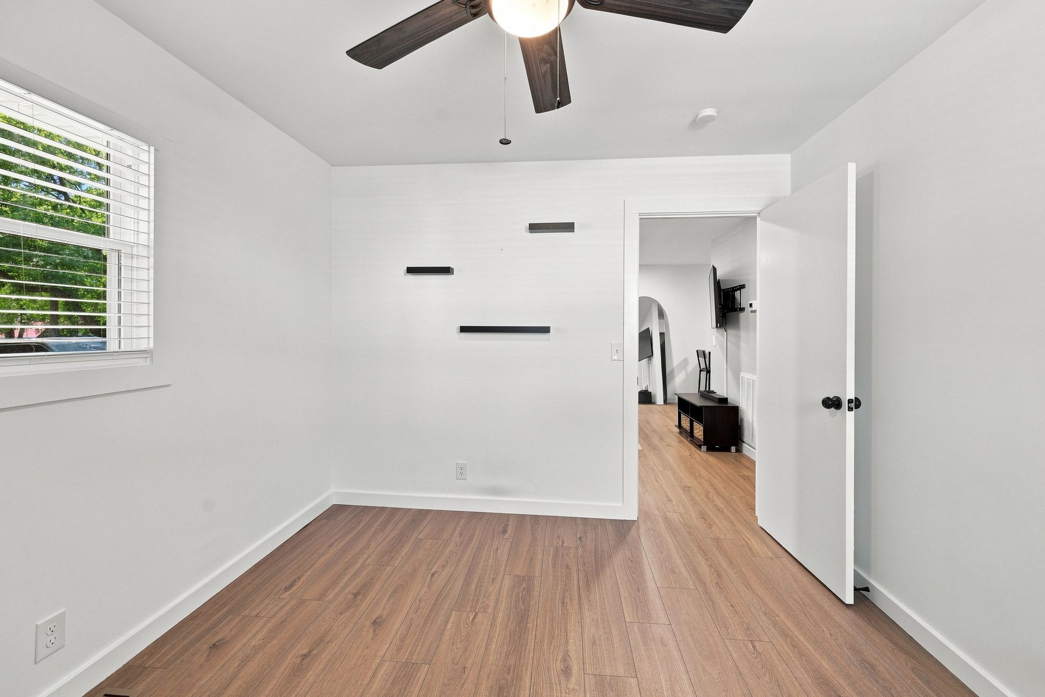 708a Benson St Property Photo 18