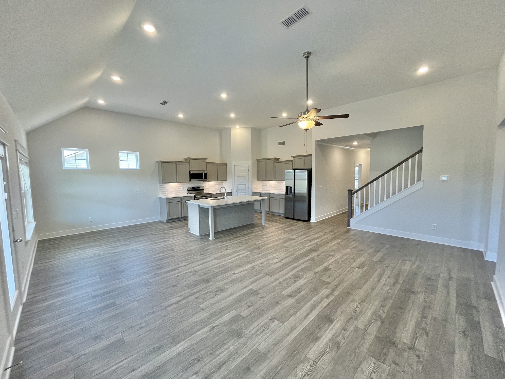 2617 Unitas Drive, E Property Photo 16
