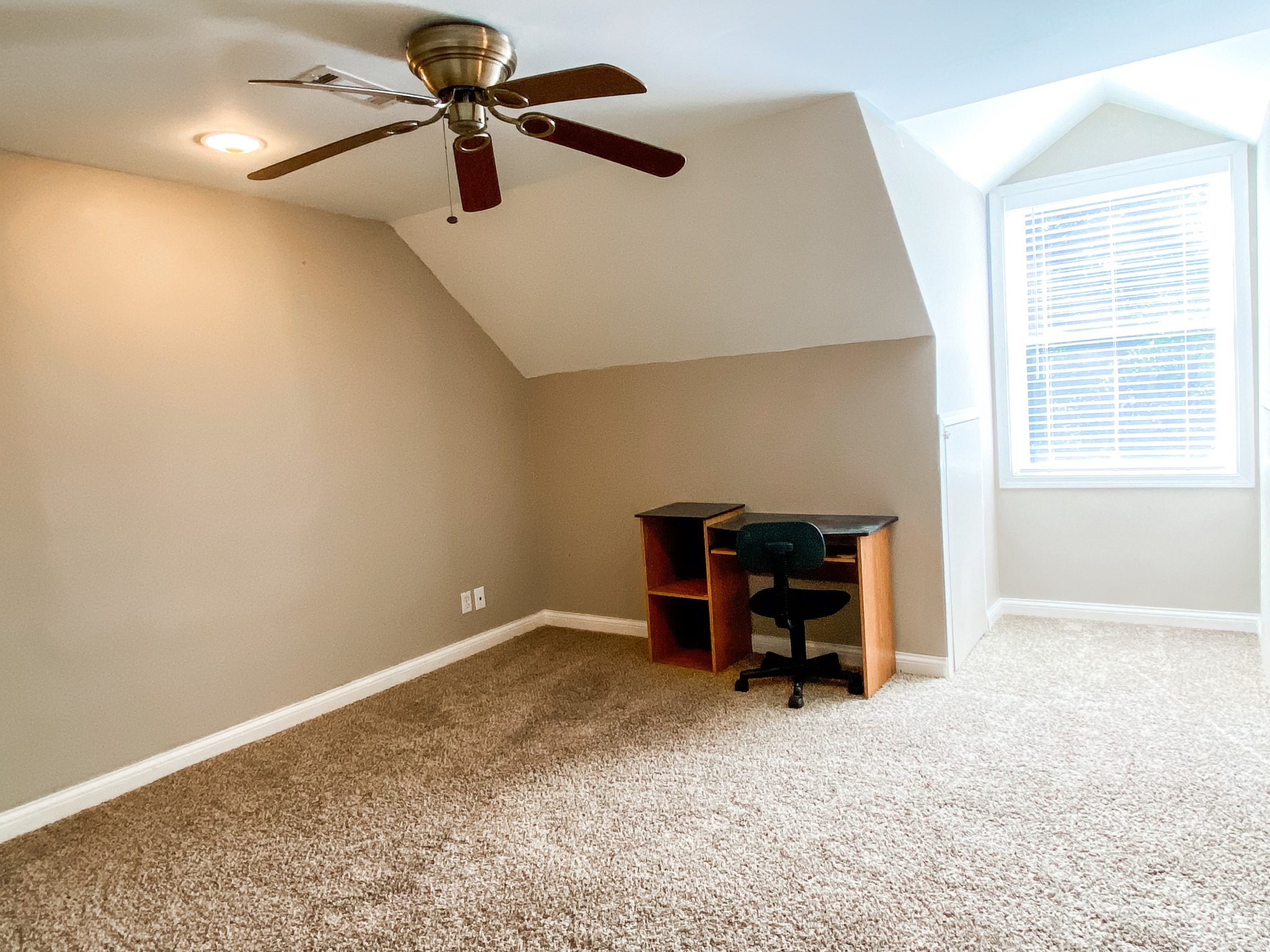 1006 Clearview Pt Property Photo 77