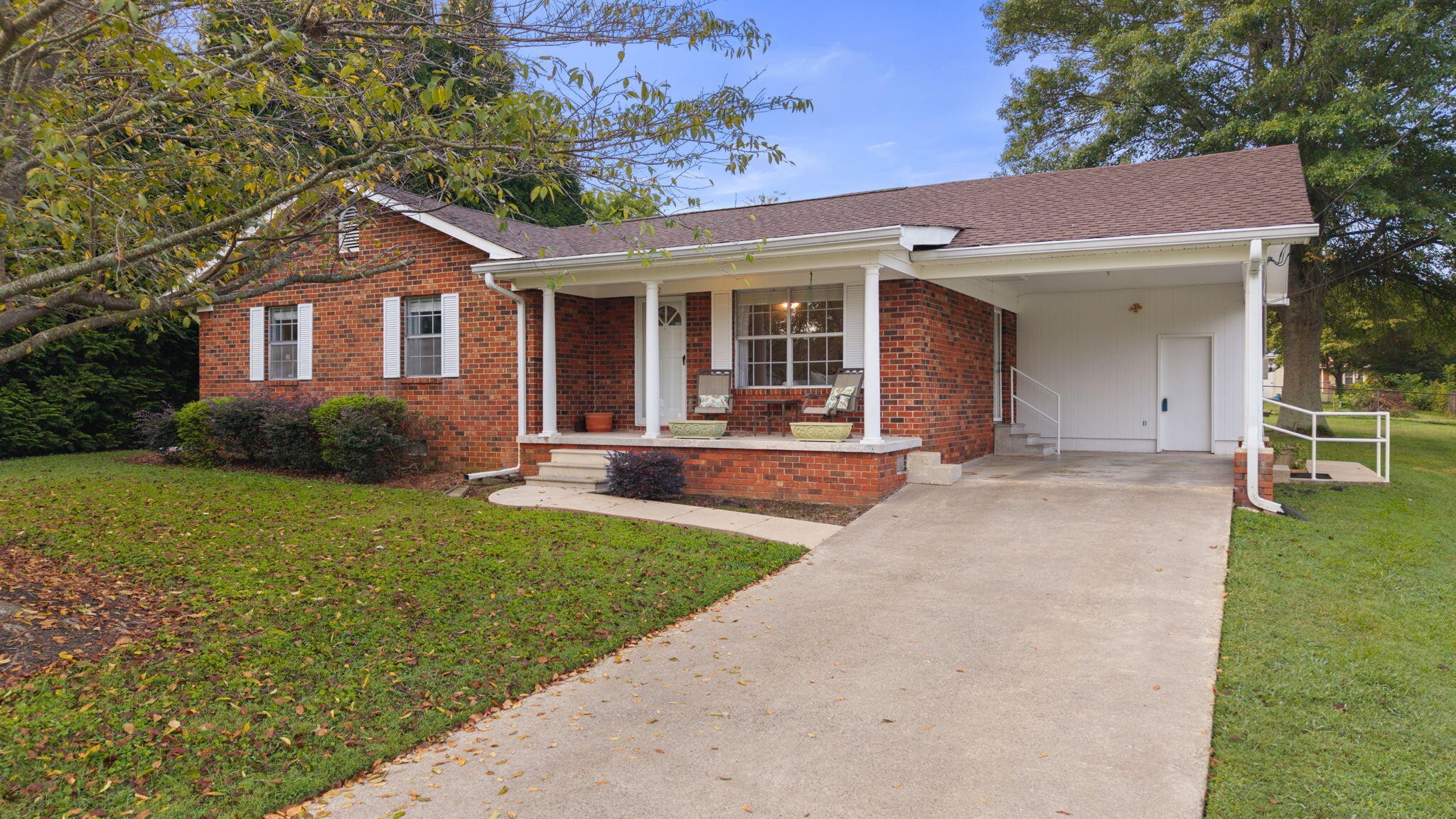 622 Cooper Street, SE