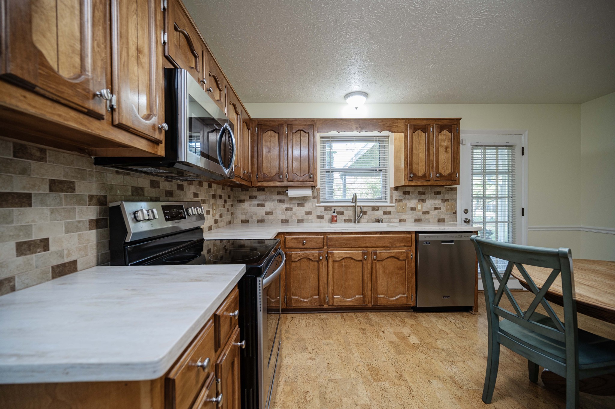 545 Highpoint Dr Property Photo 14