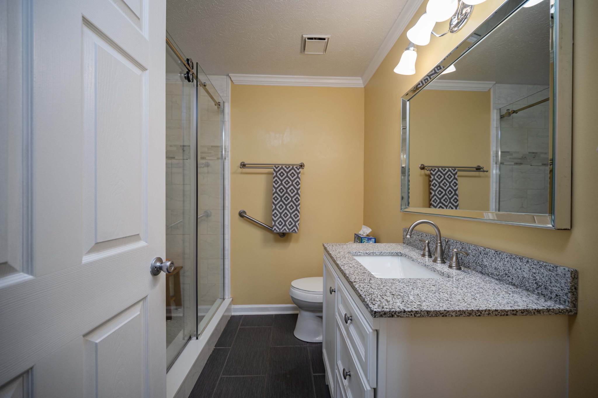 545 Highpoint Dr Property Photo 18