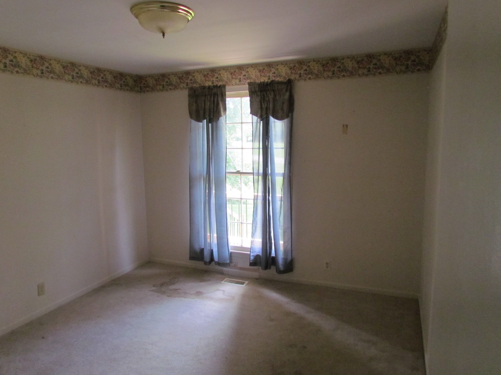 606 Juliet Dr Property Photo 25
