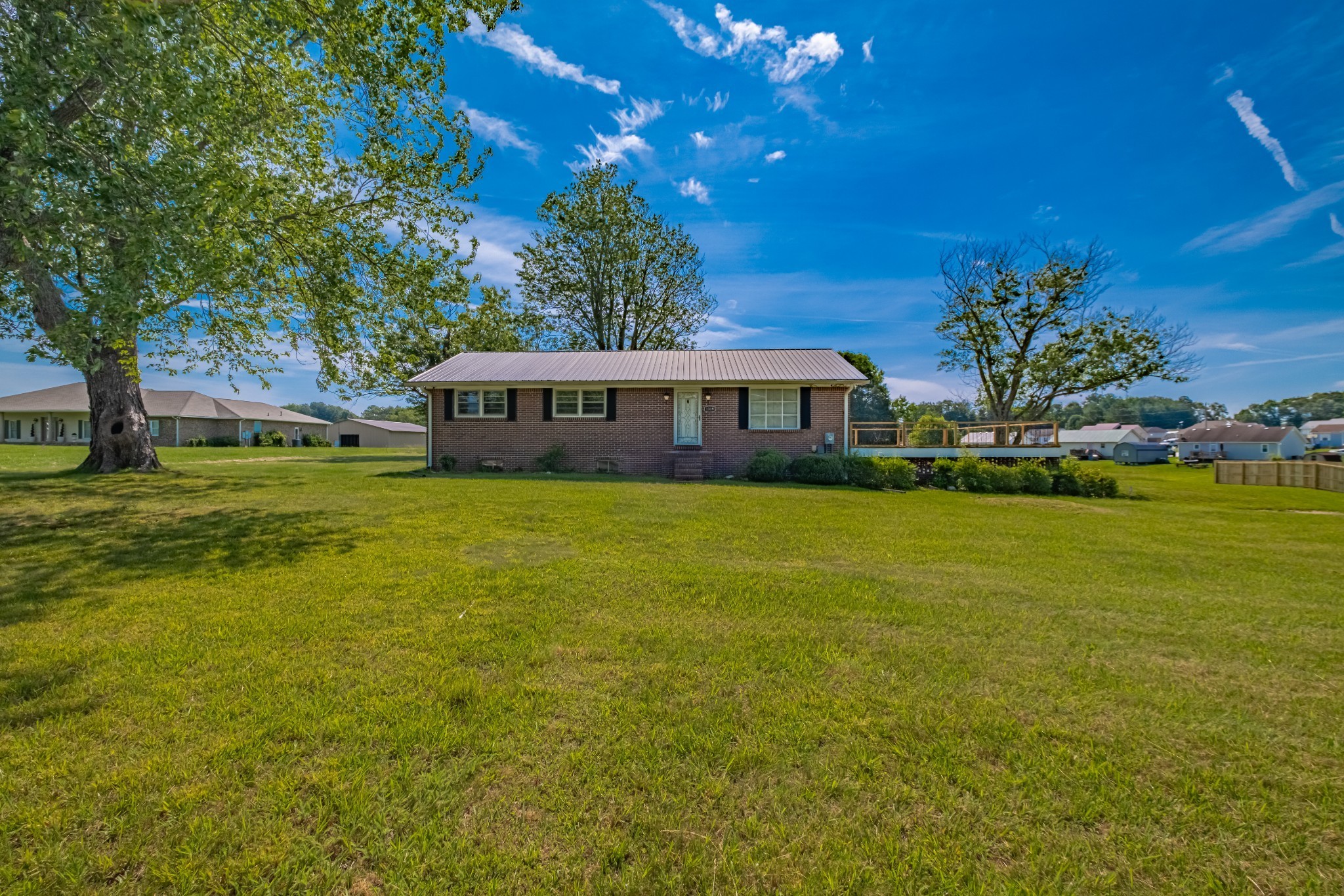 1319 Hills Chapel Rd Property Photo 2