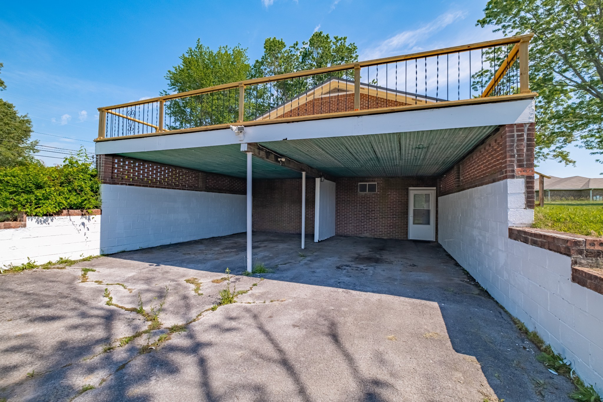 1319 Hills Chapel Rd Property Photo 14