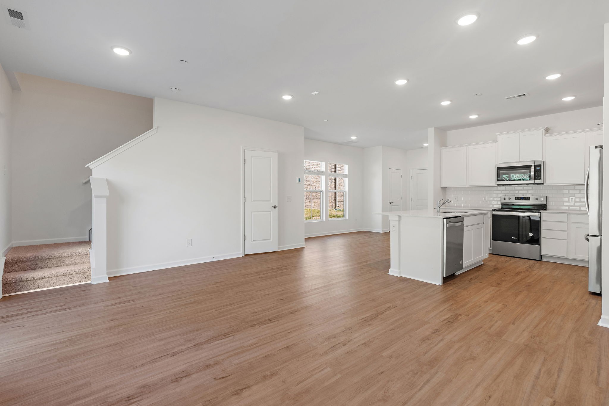 7136 Mapleside Ln Property Photo 10