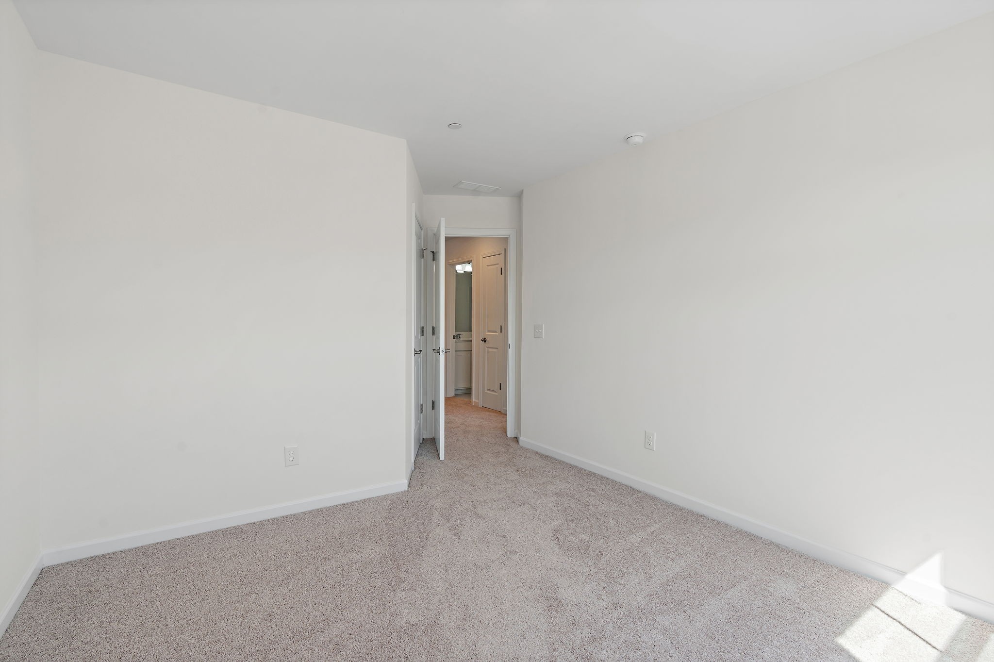 7136 Mapleside Ln Property Photo 18