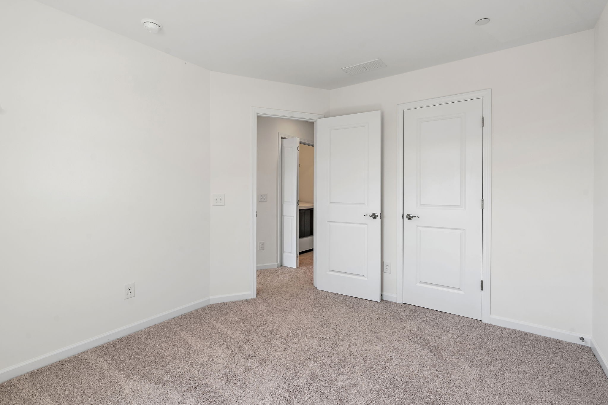 7136 Mapleside Ln Property Photo 20
