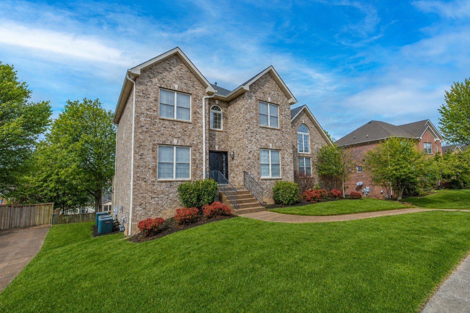 114 Cedar Ridge Ln