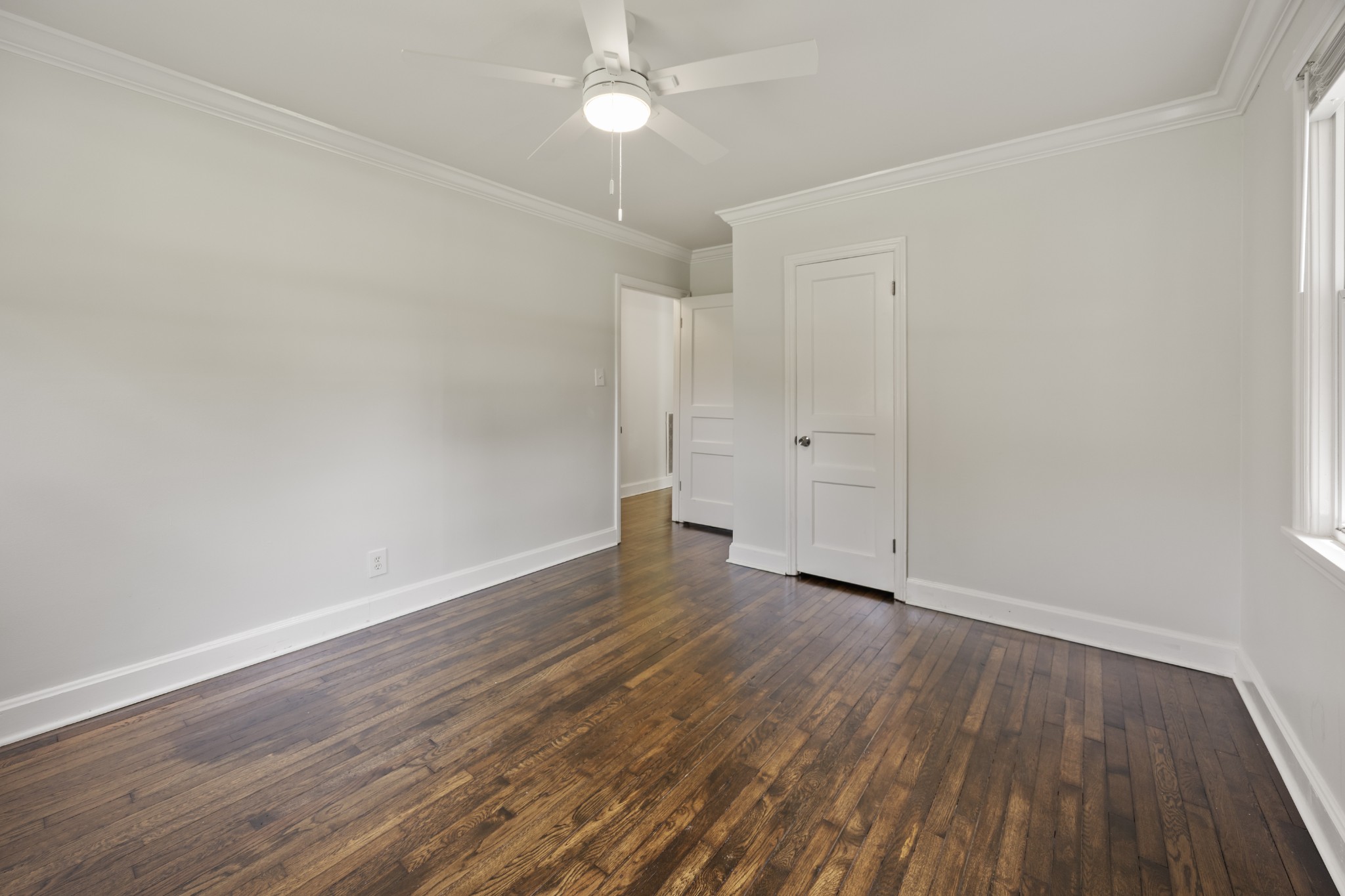 115 7th Ave, Ne Property Photo 17