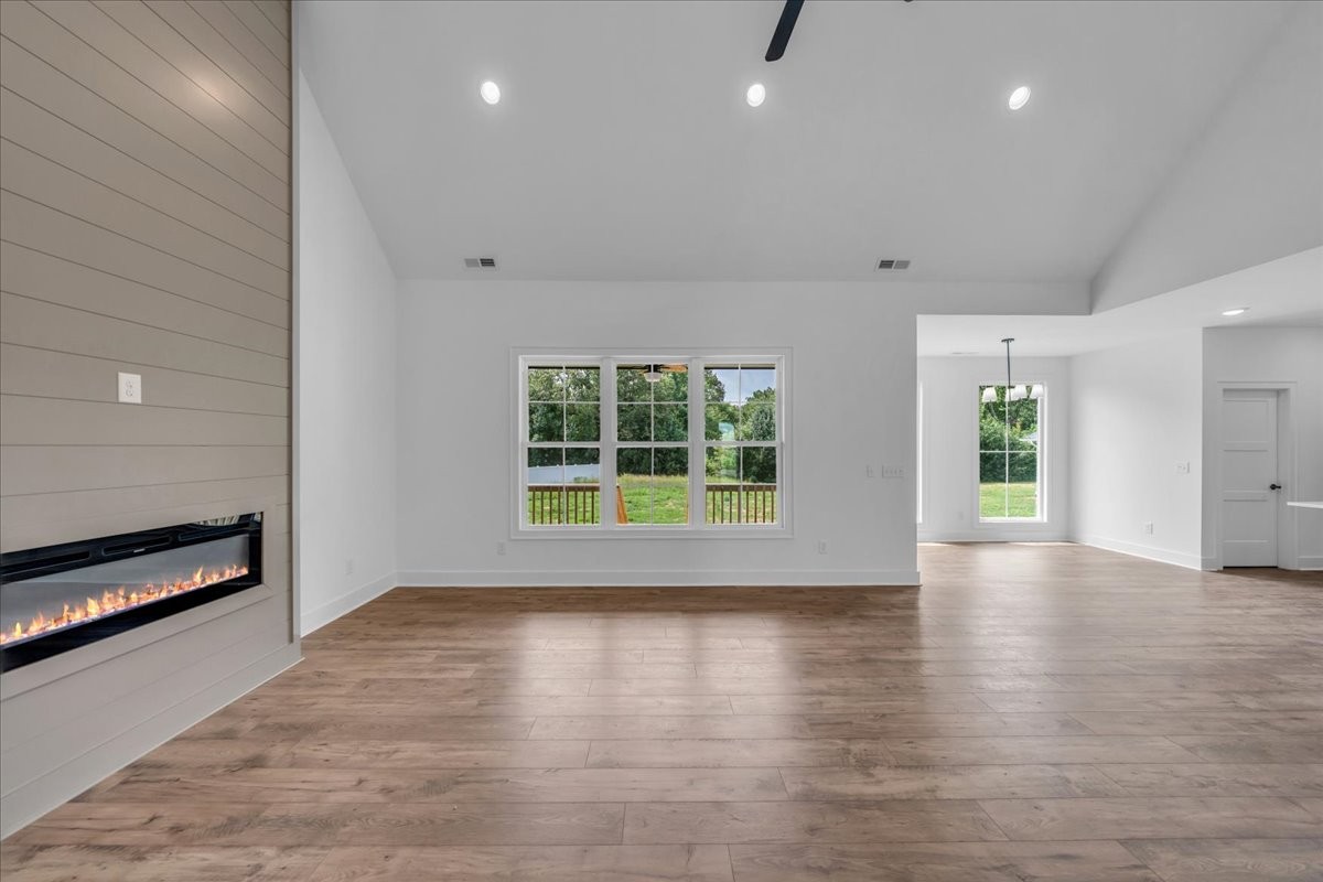61 Hickory Grove Dr Property Photo 12