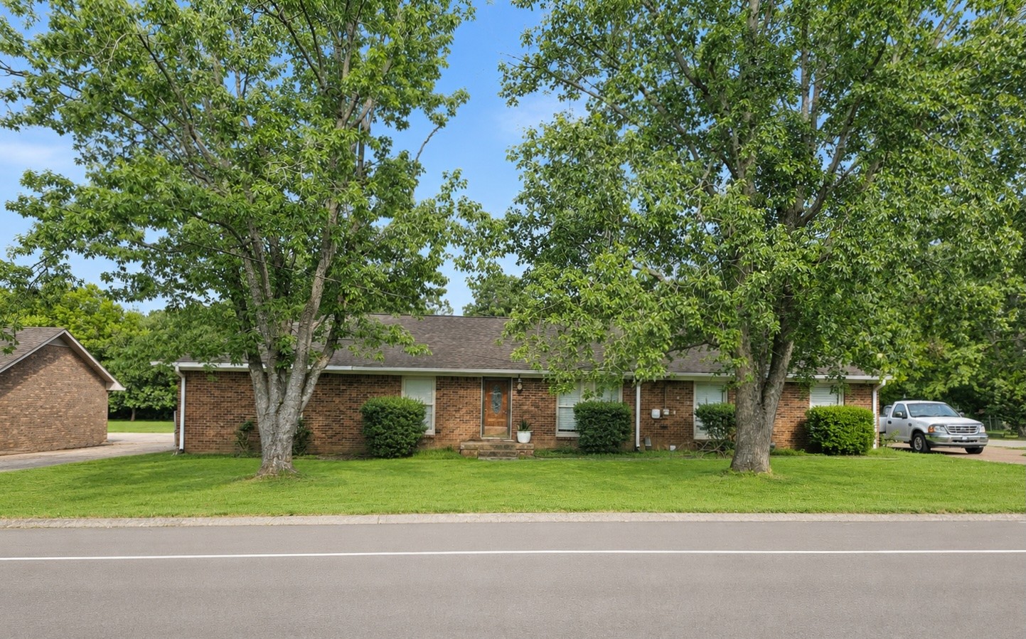 7350 Rolling River Pkwy