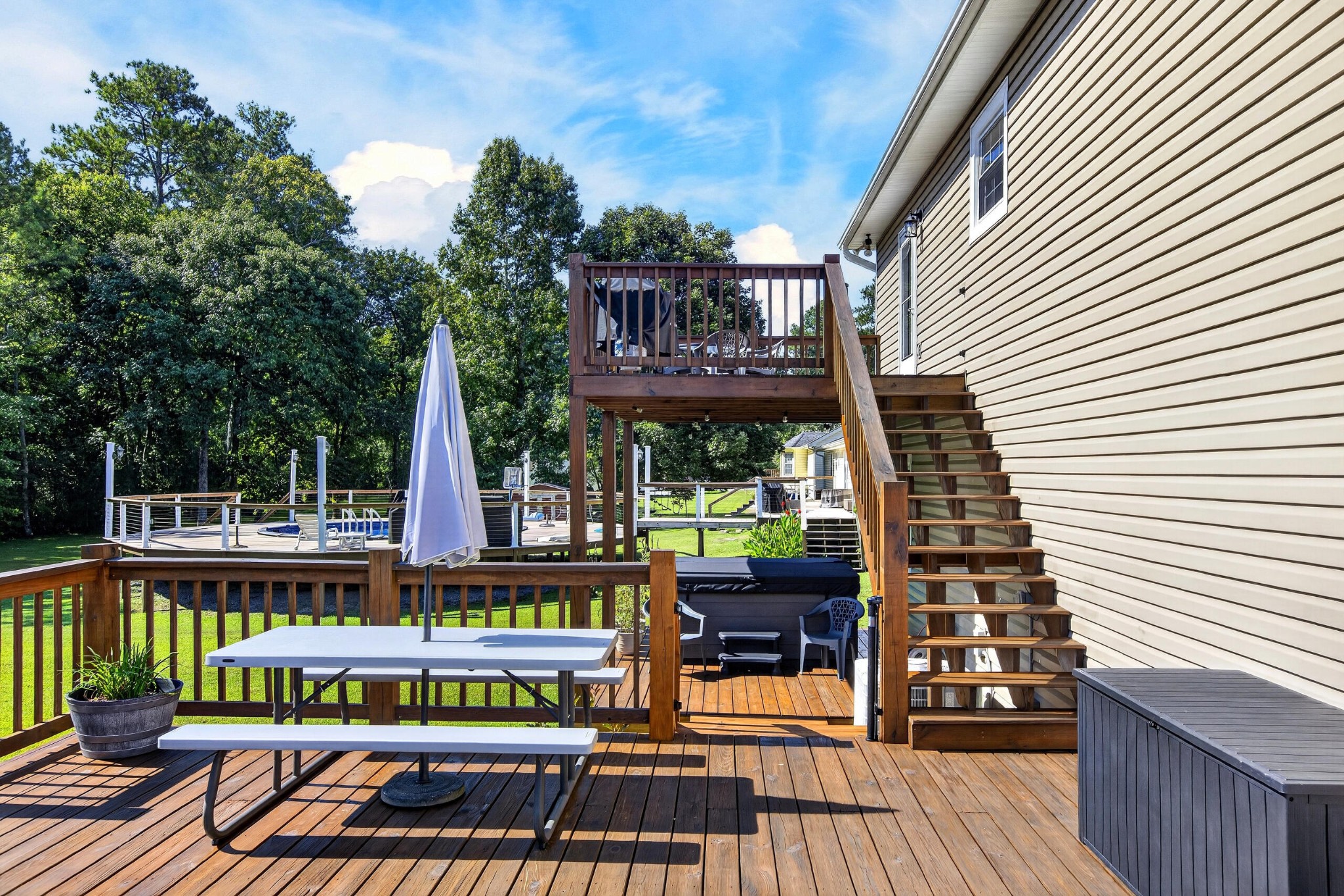 7971 Long Drive Property Photo 6