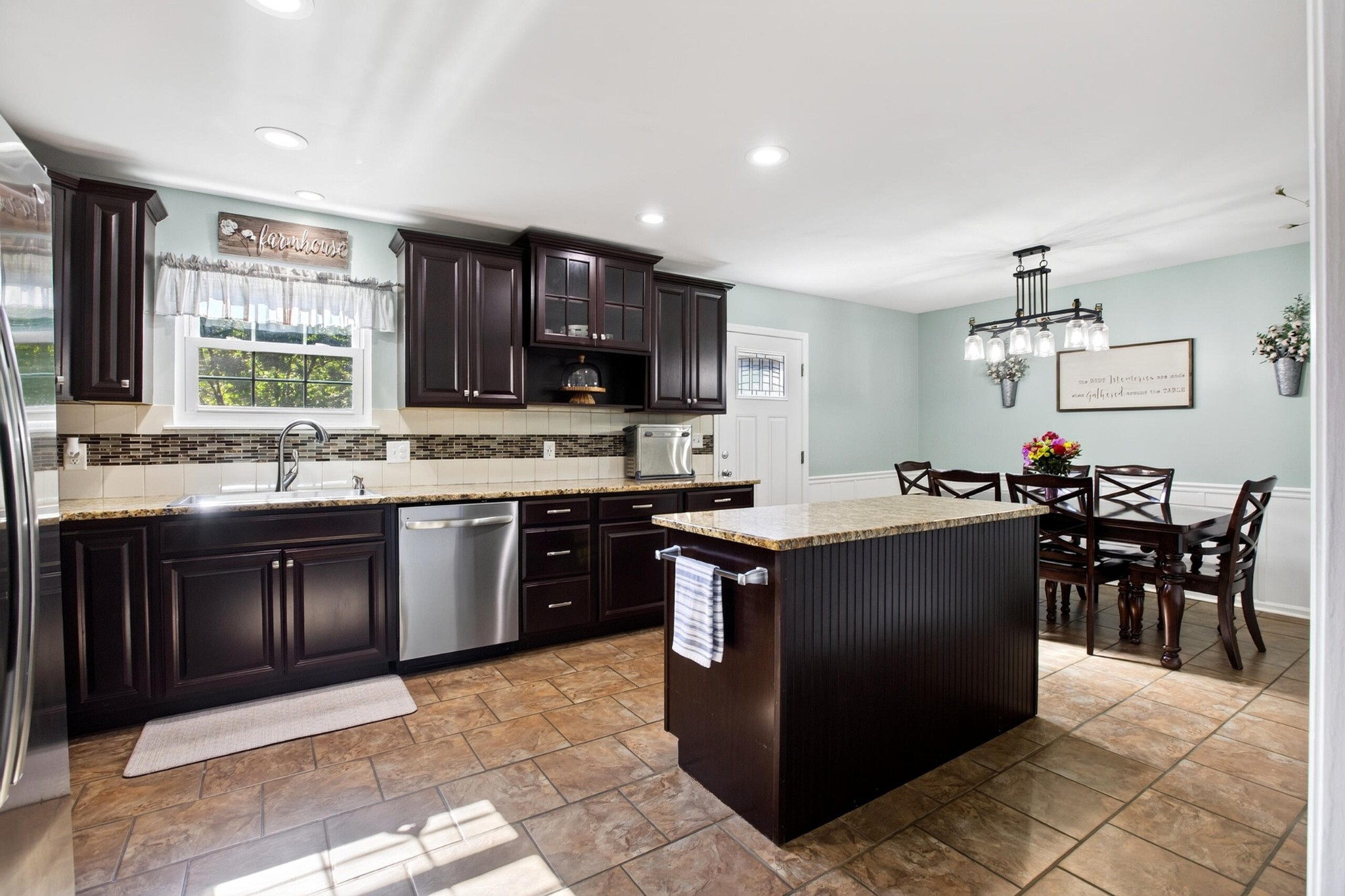 7971 Long Drive Property Photo 10