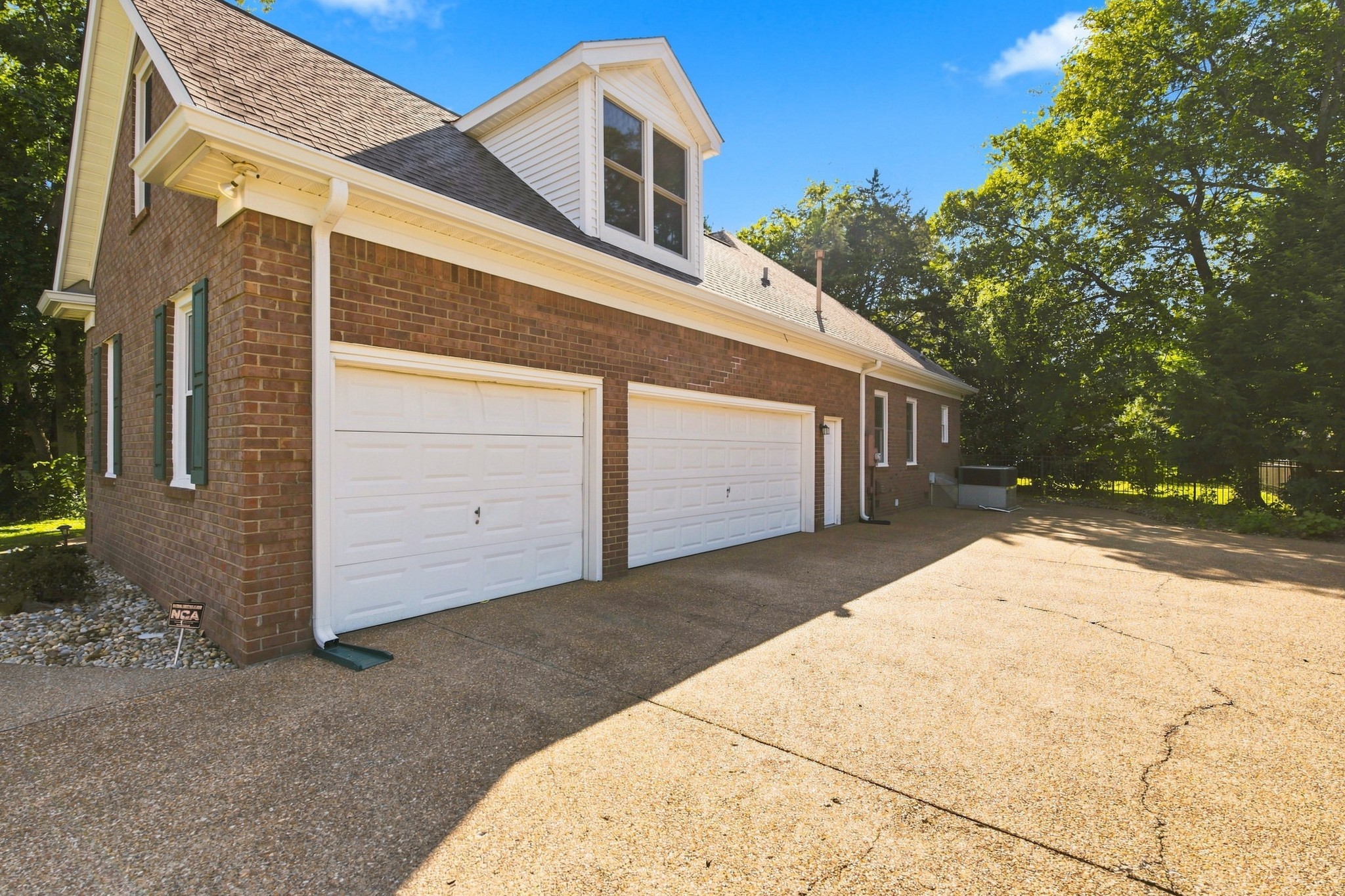 2907 Parsons Ct Property Photo 4