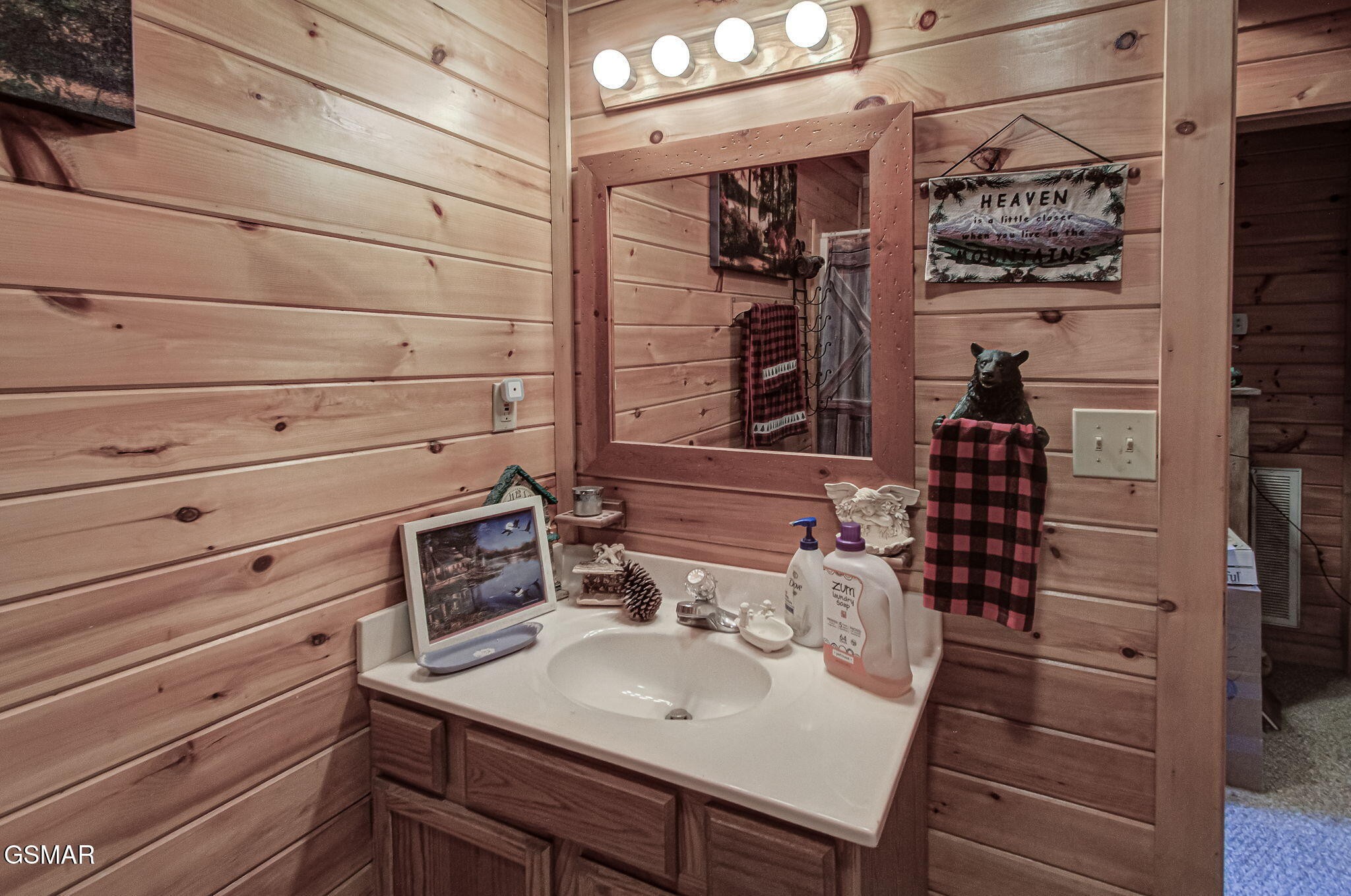 2505 Fleming Way Property Photo 19