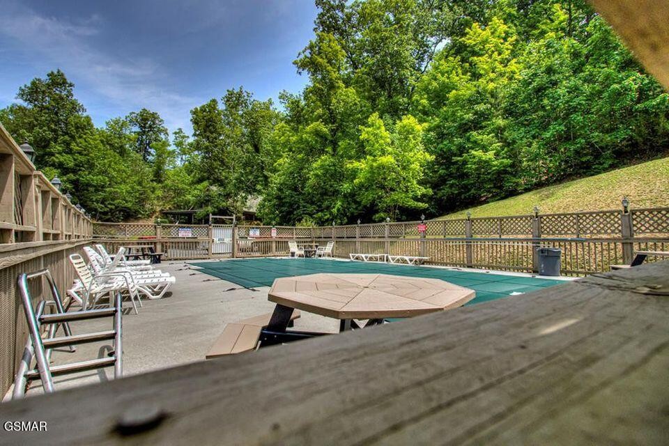 2505 Fleming Way Property Photo 40