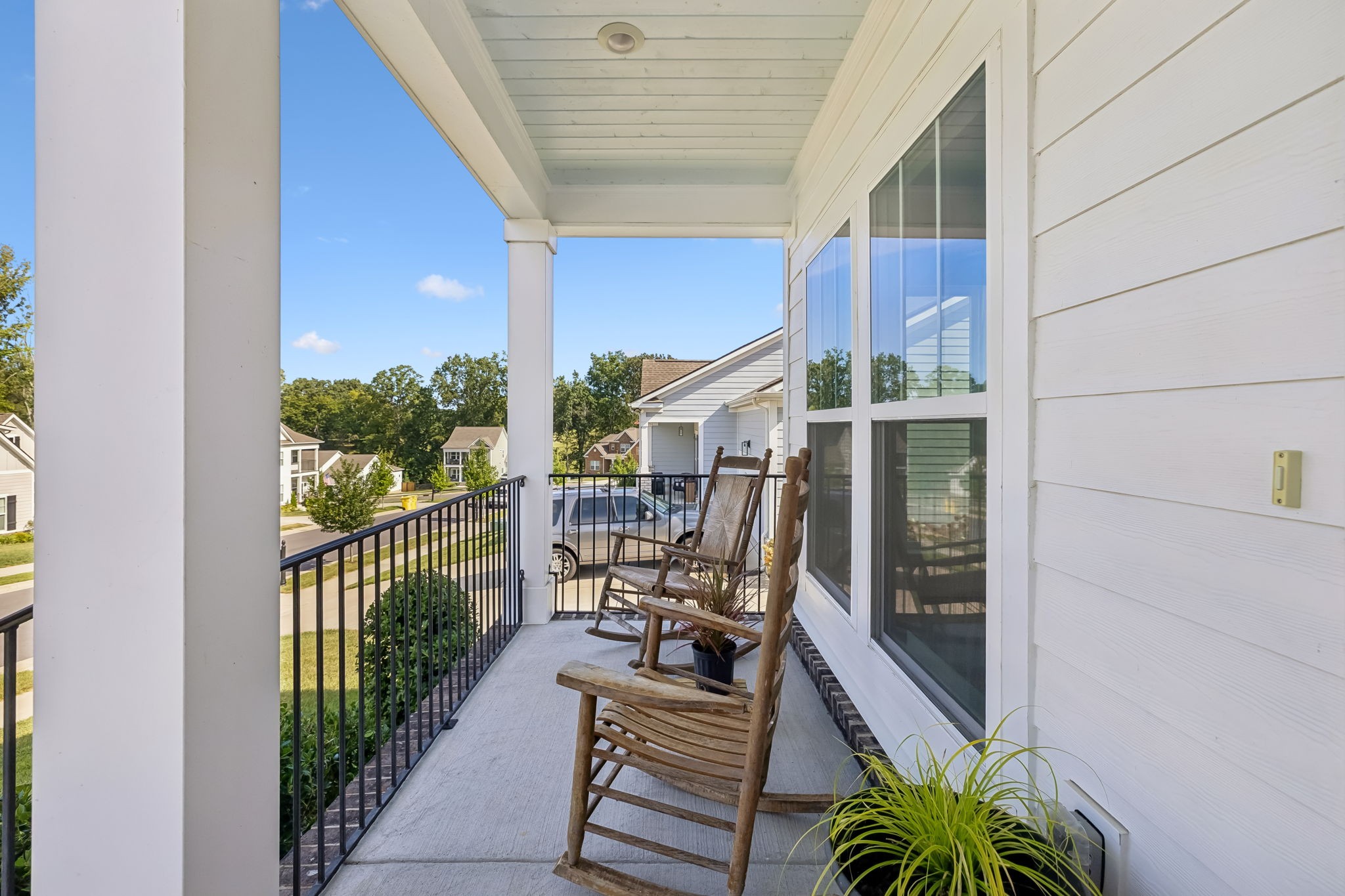 7127 Pepper Tree Cir Property Photo 5