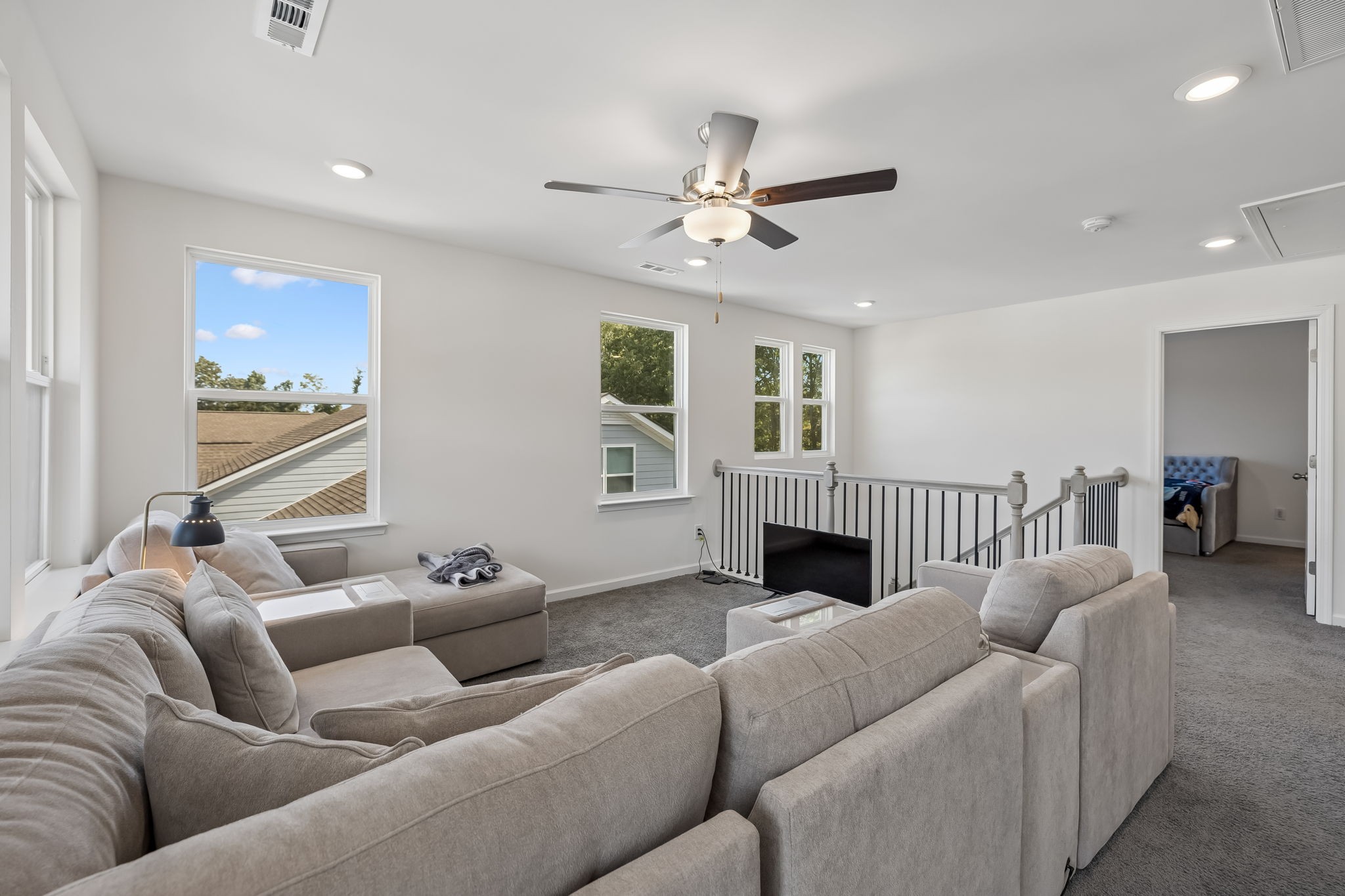7127 Pepper Tree Cir Property Photo 33