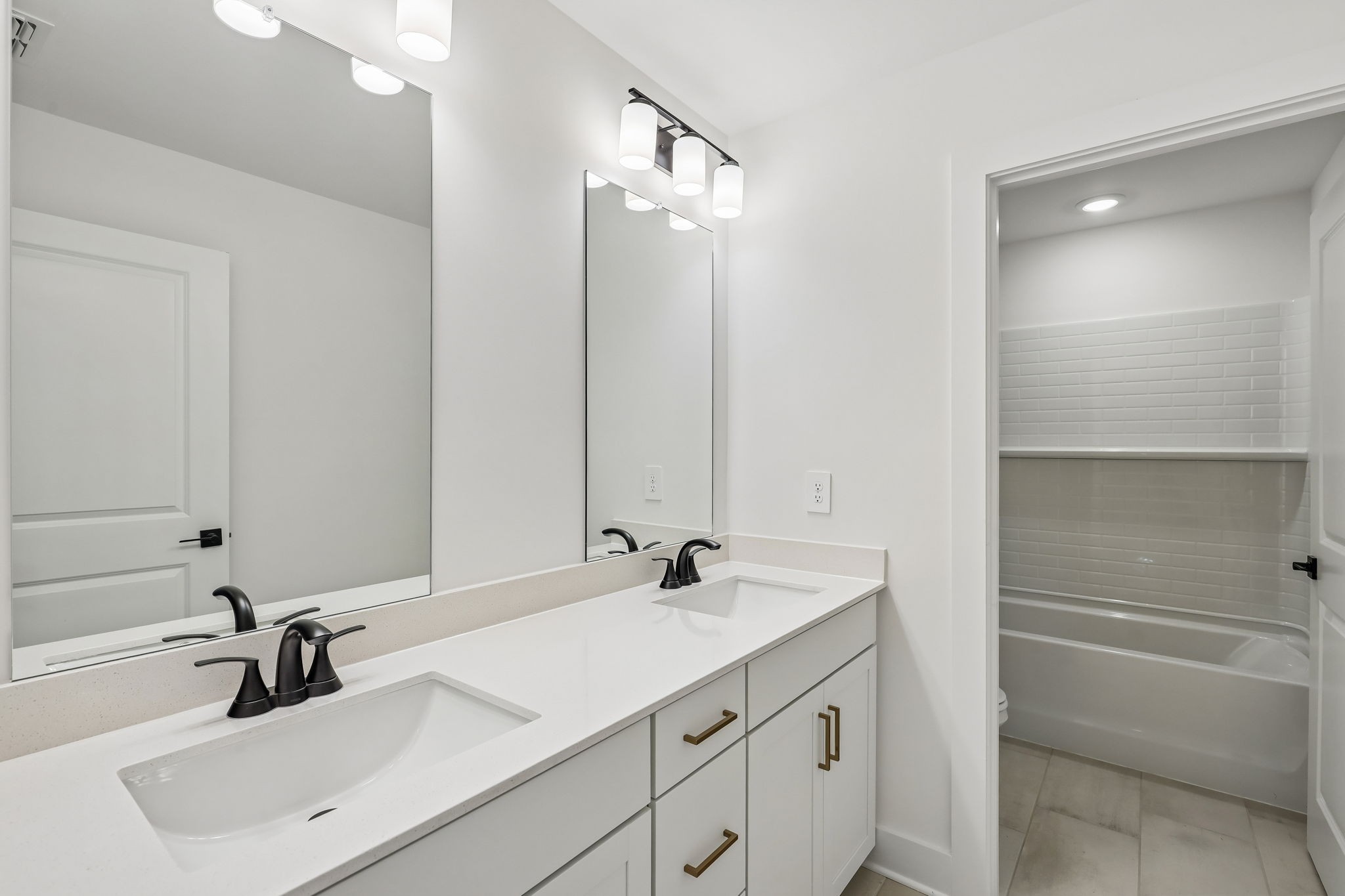 2022 Riley Park Dr Property Photo 16