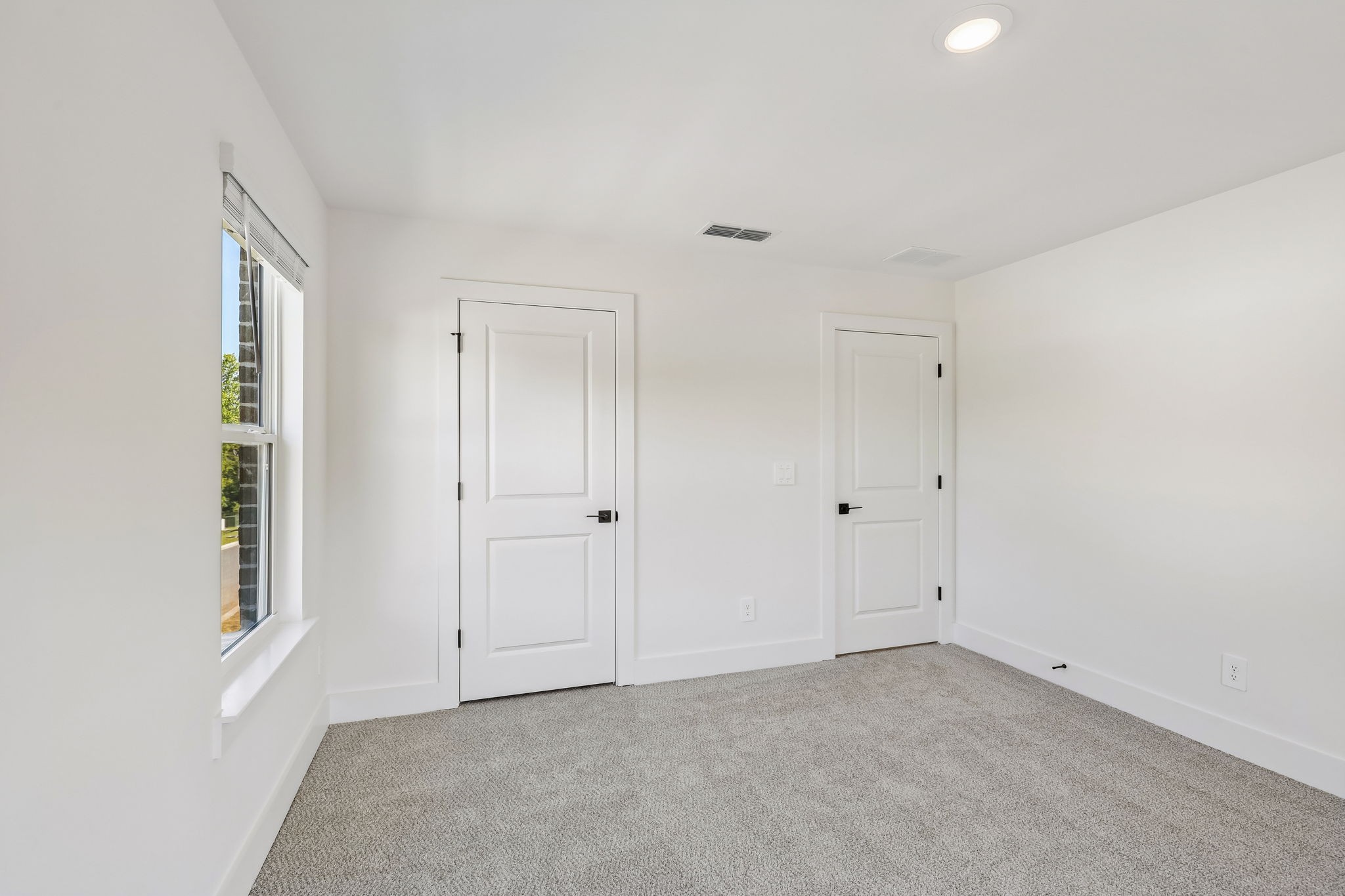 2022 Riley Park Dr Property Photo 22