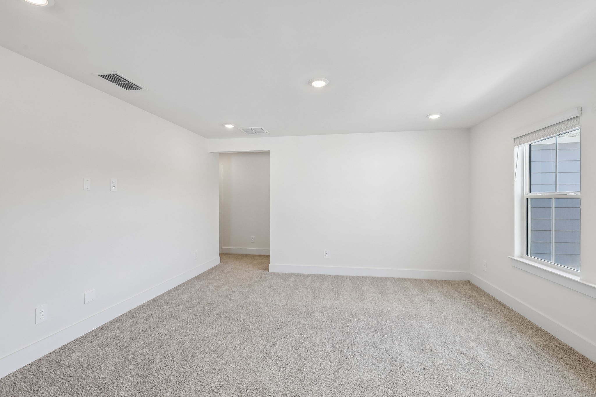 2022 Riley Park Dr Property Photo 33