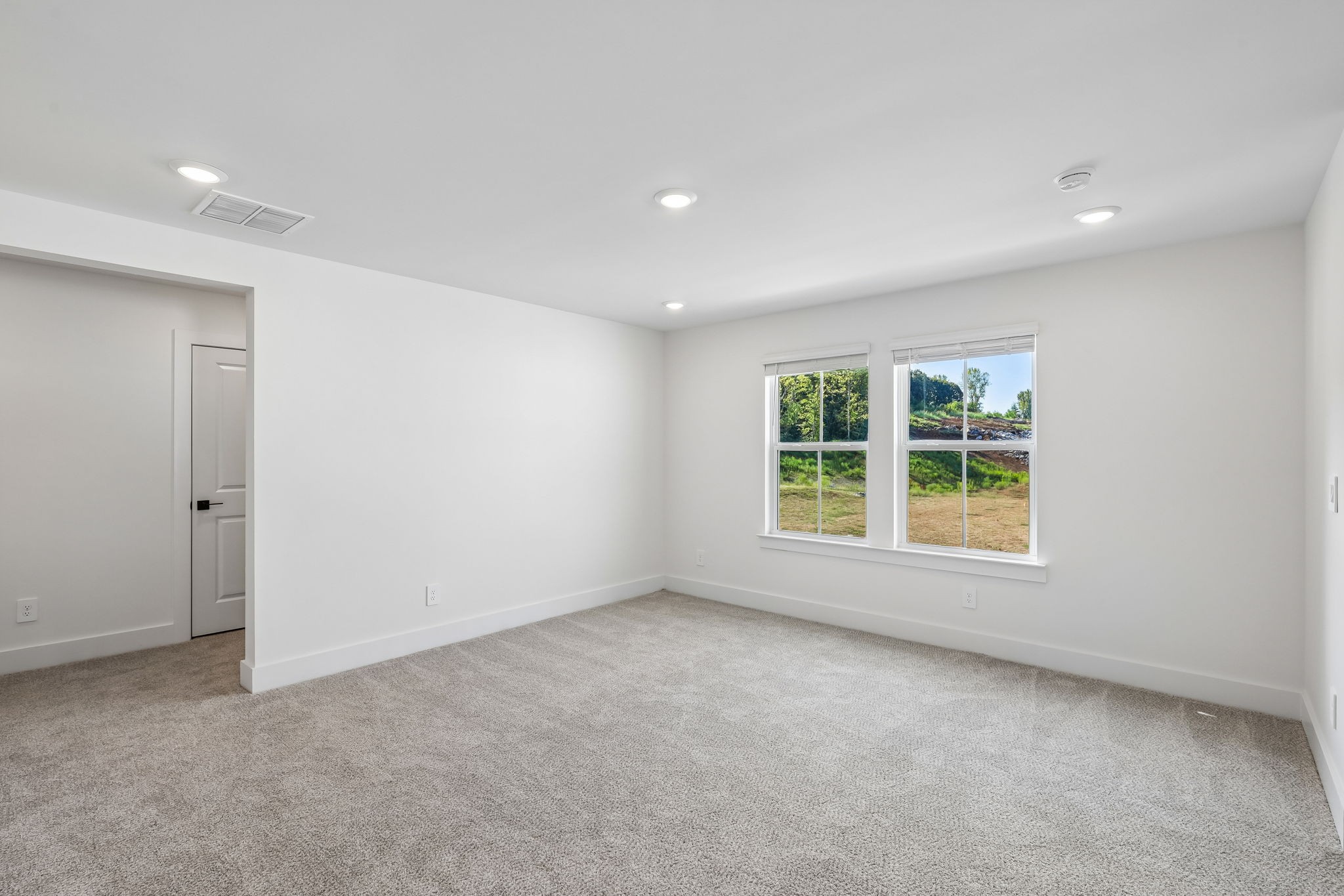 2022 Riley Park Dr Property Photo 34
