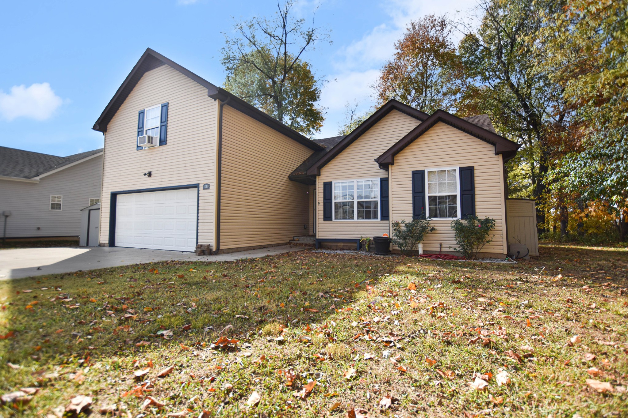 1410 Scrub Oak Drive Property Photo 1