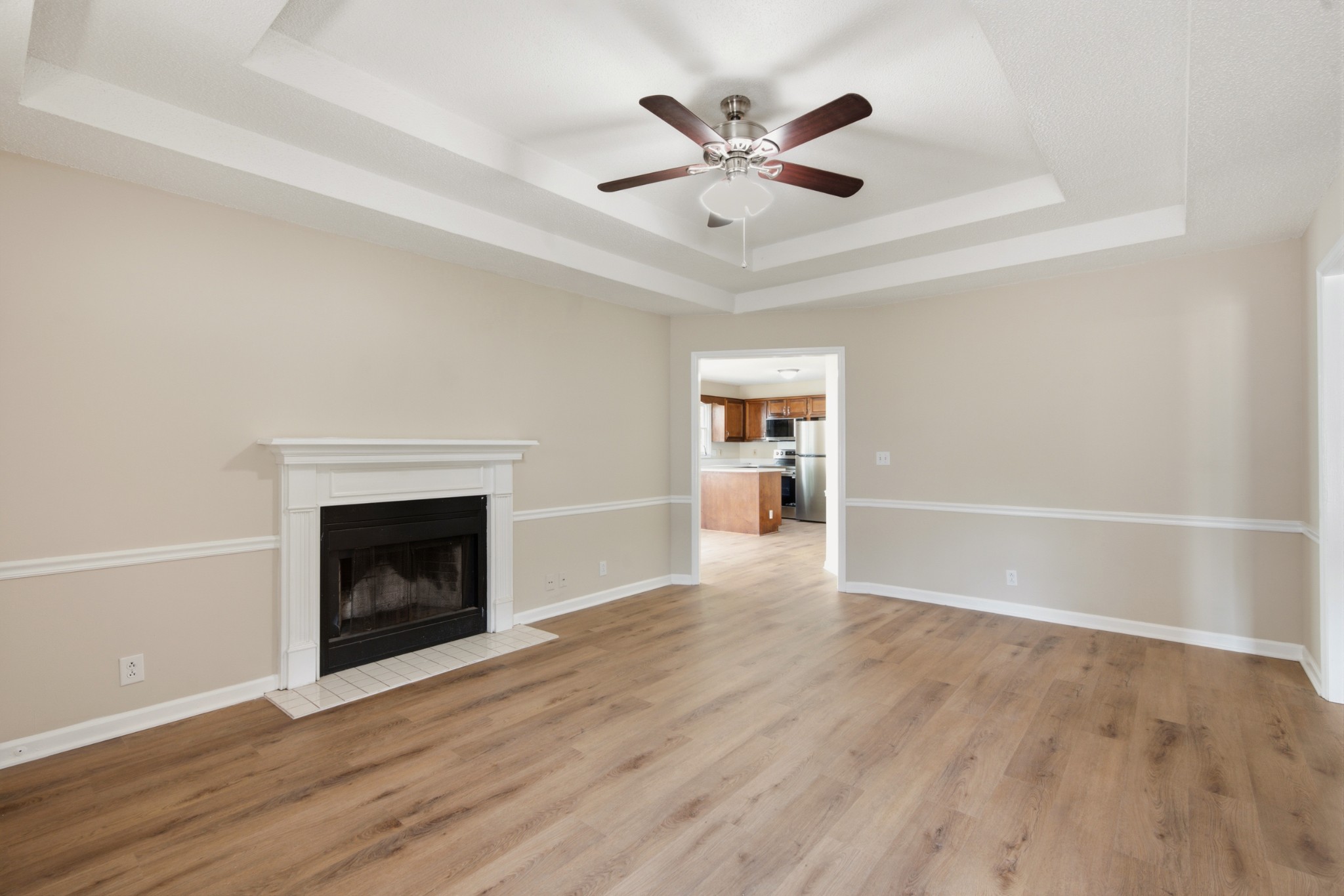 1033 Silver Point Dr Property Photo 8