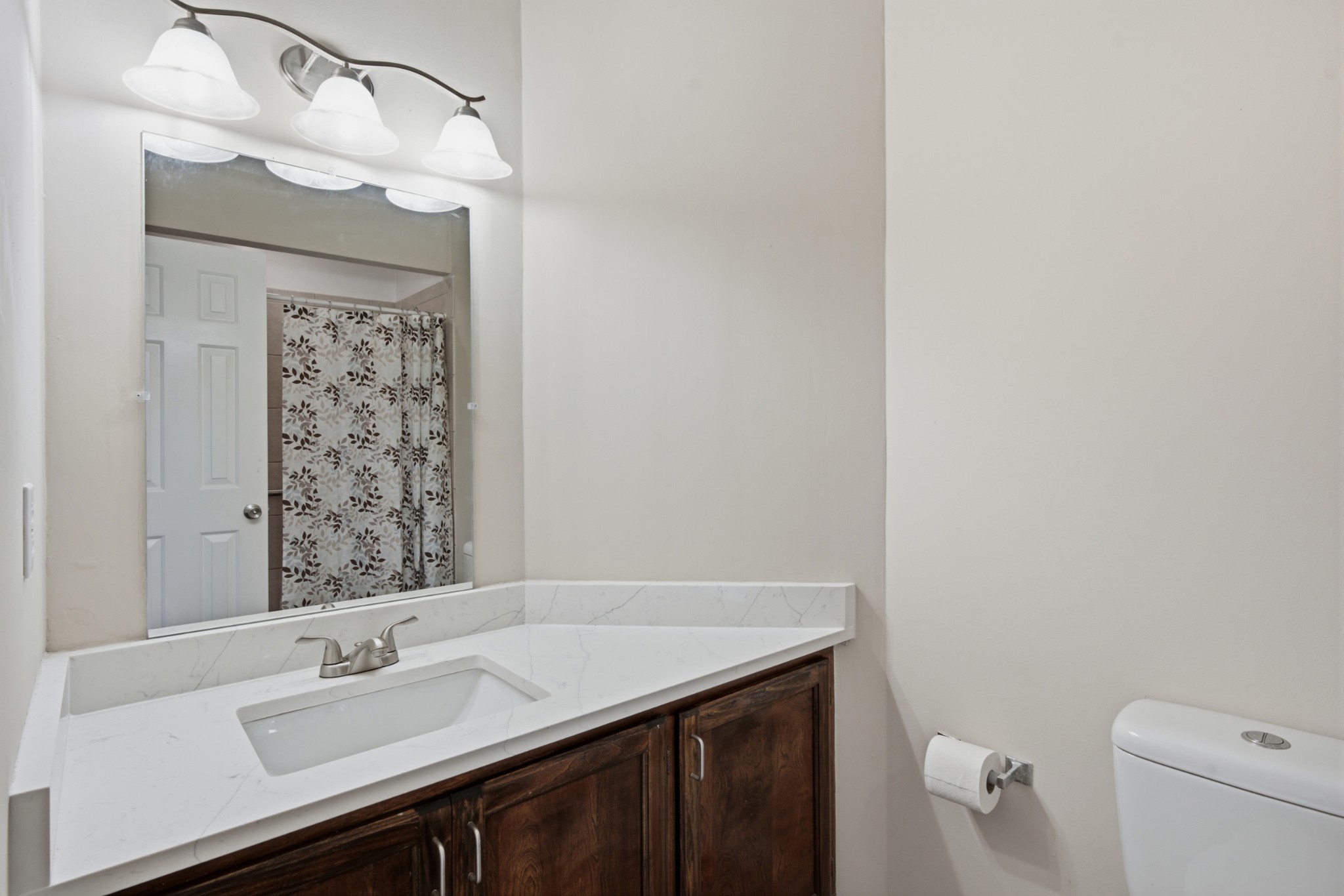 1033 Silver Point Dr Property Photo 26