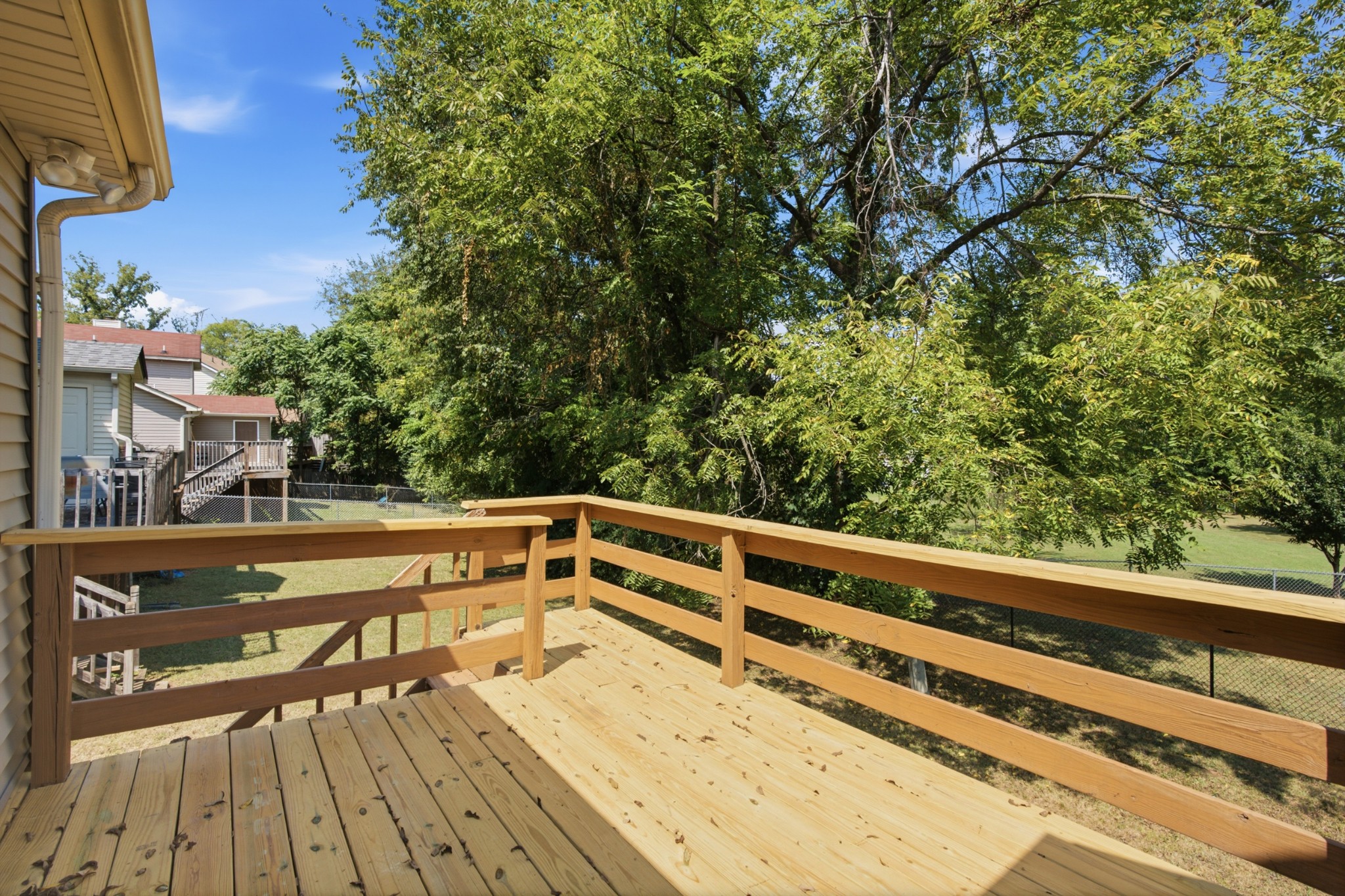 1033 Silver Point Dr Property Photo 39