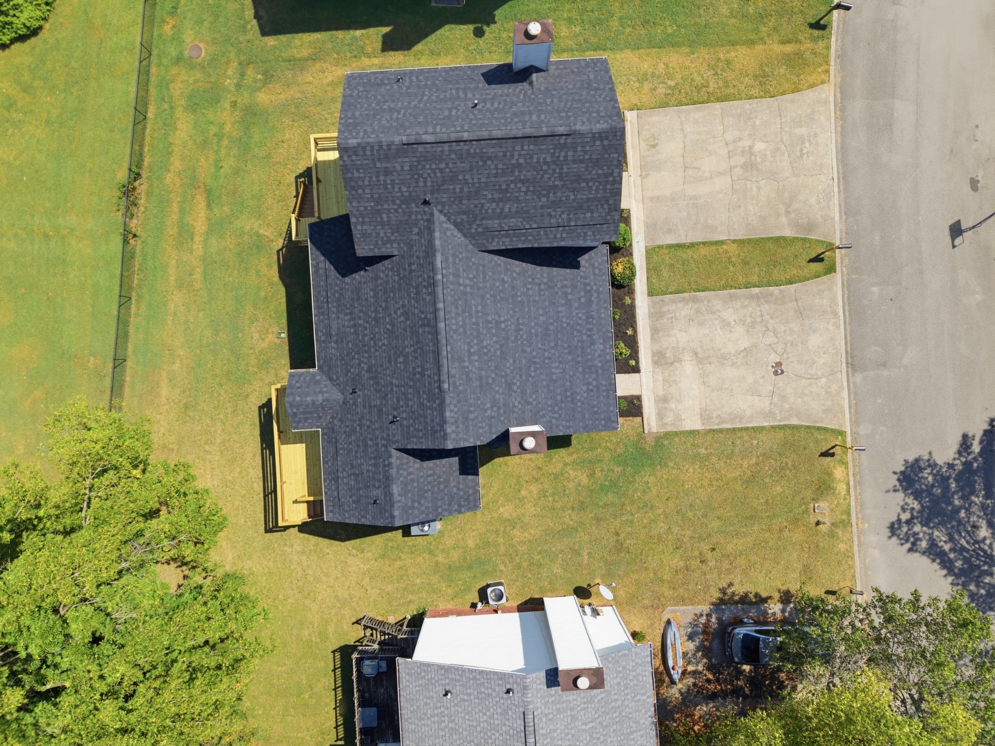 1033 Silver Point Dr Property Photo 41