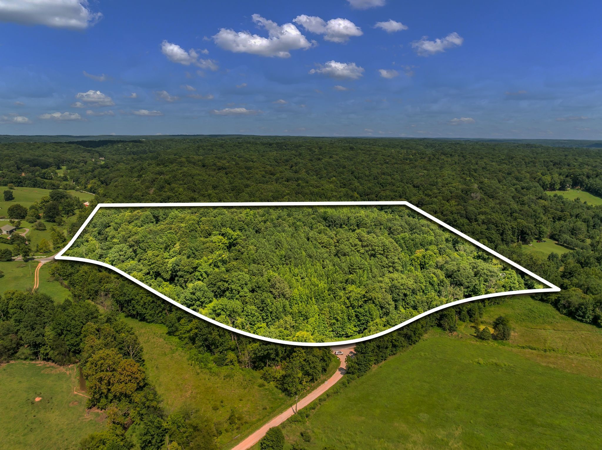 5114 Tennessee Ridge Rd Property Photo 1