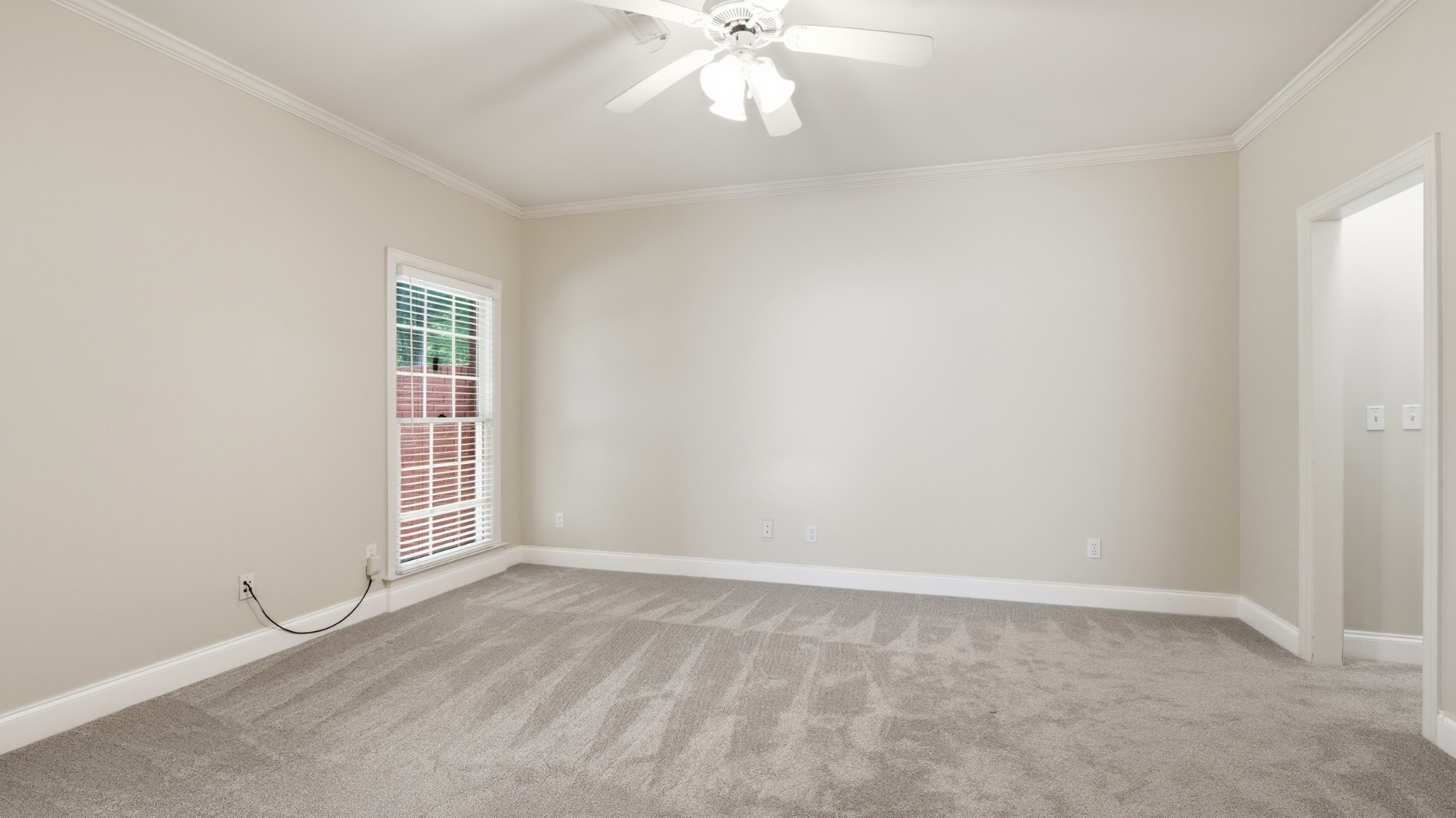 143 Hickory Ct Property Photo 6