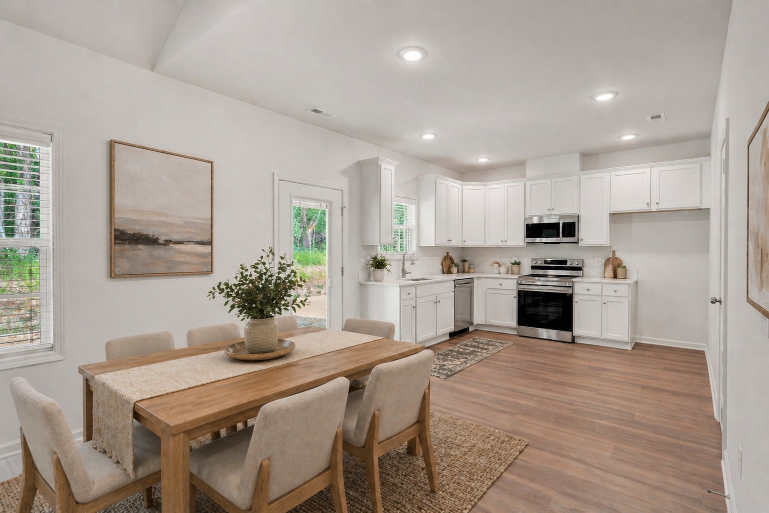 7112 Hall Rd Property Photo 13