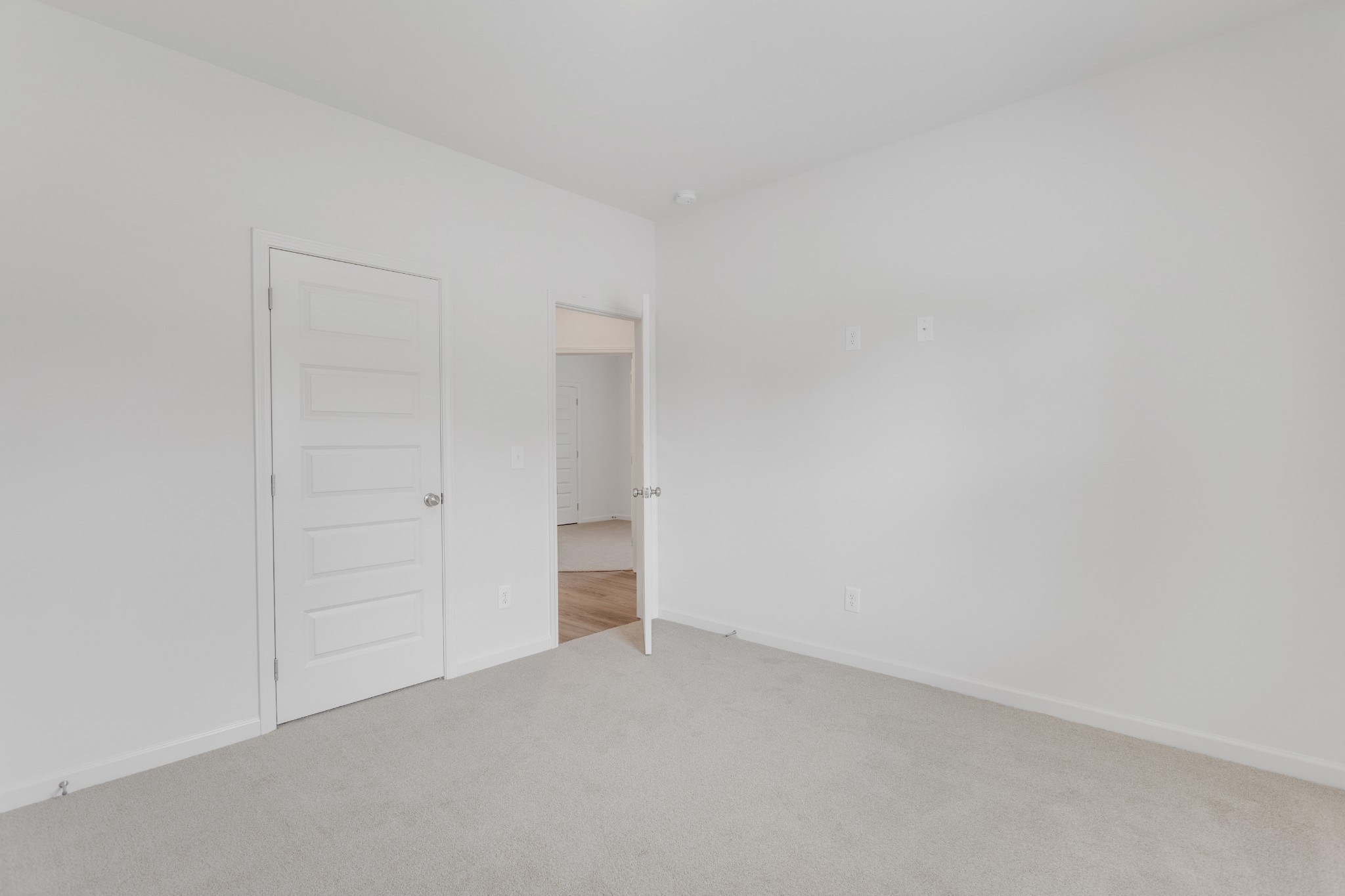 7112 Hall Rd Property Photo 24