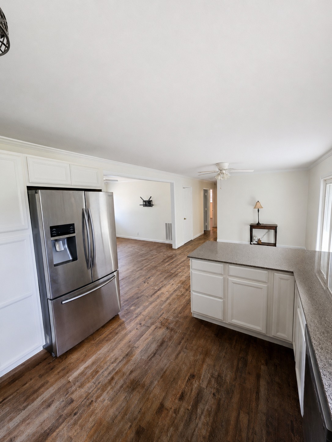 7628 Gerald Dr Property Photo 8
