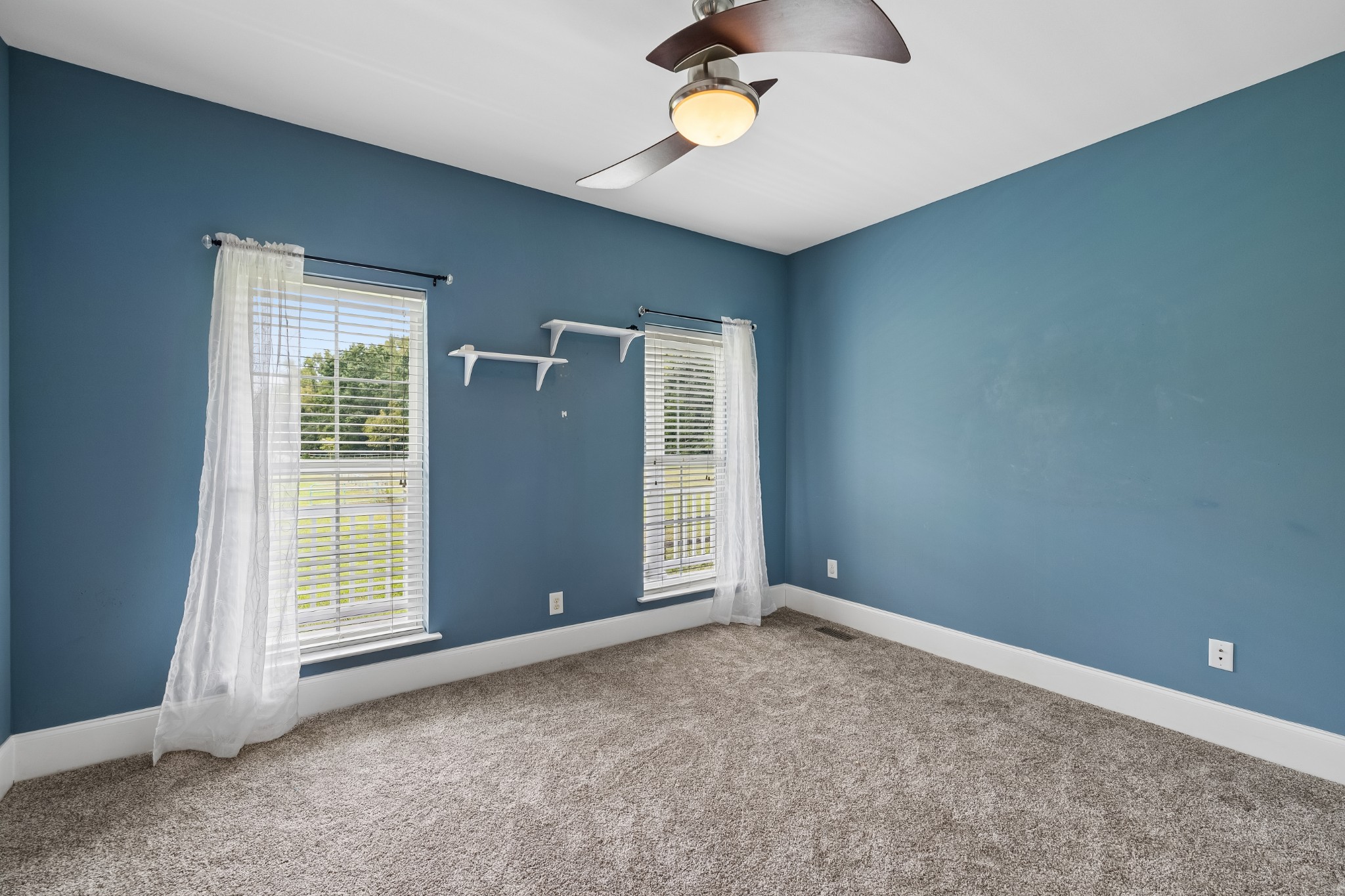 2290 Osburn Rd Property Photo 14