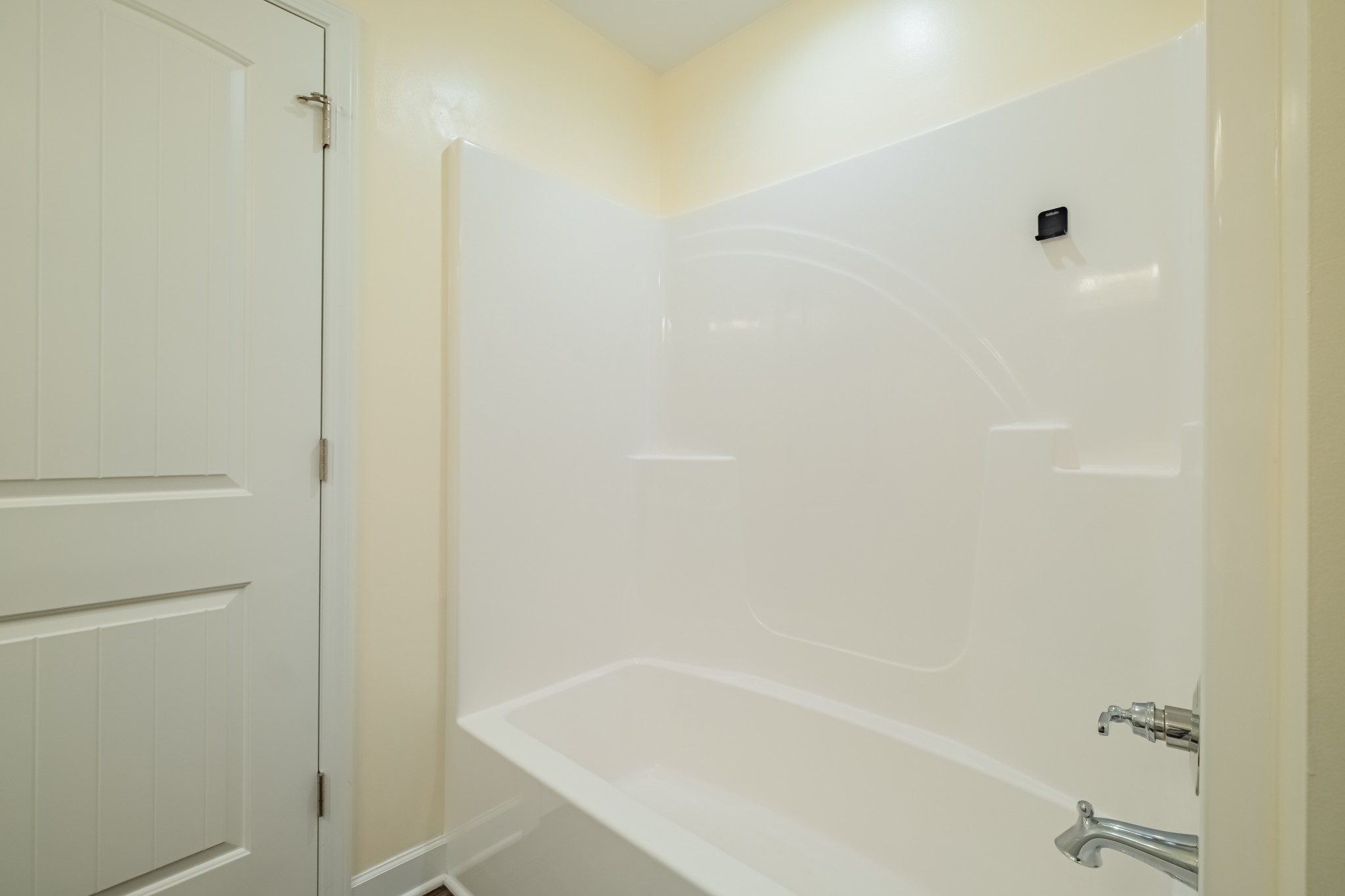 664 Ridge St Property Photo 6