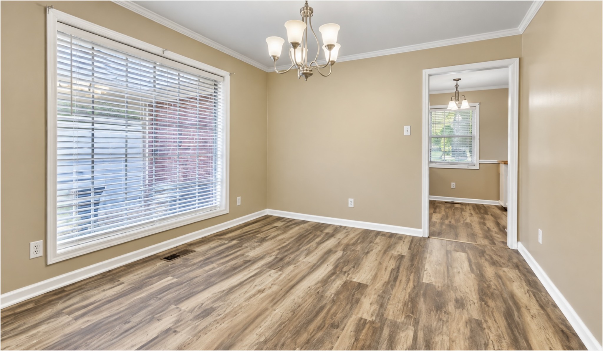 2407 Stoneville Street Property Photo 4