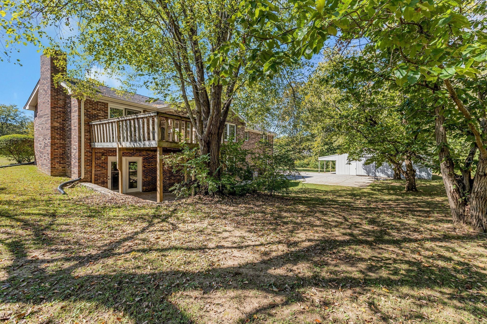 401 Ellington Drive Property Photo 38