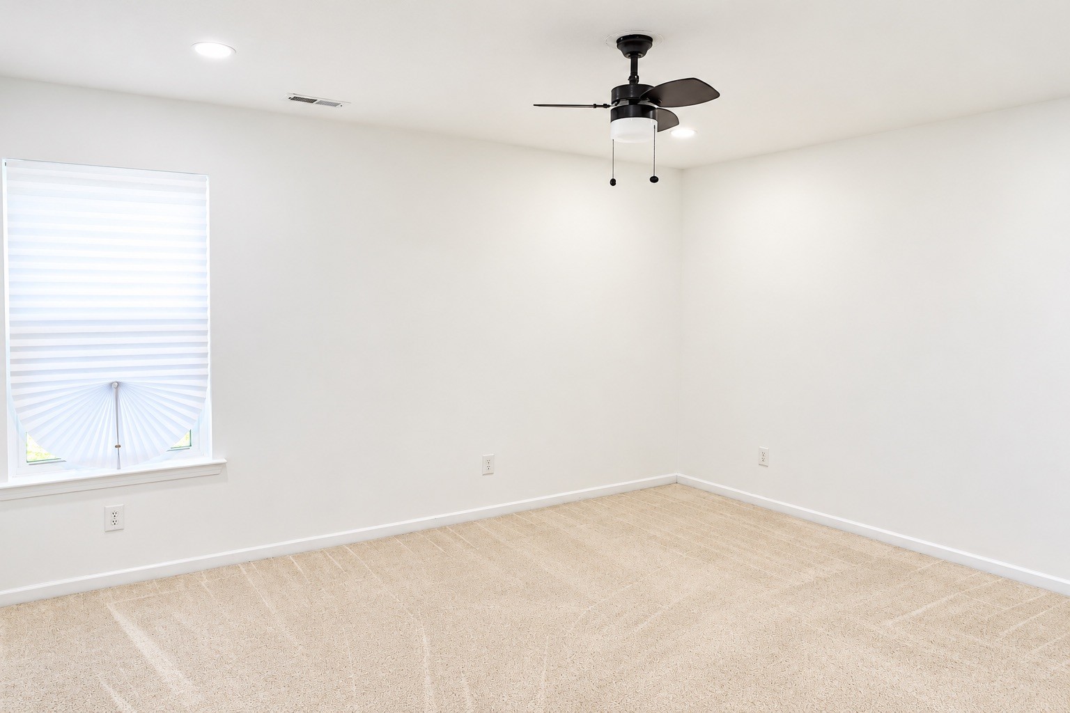 201 Briarcotes Cir Property Photo 28