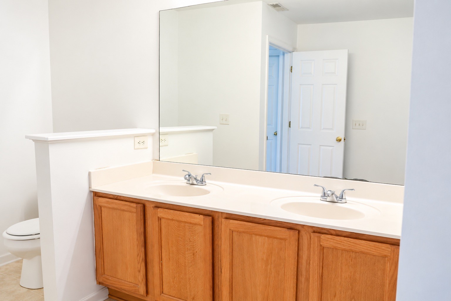 201 Briarcotes Cir Property Photo 32